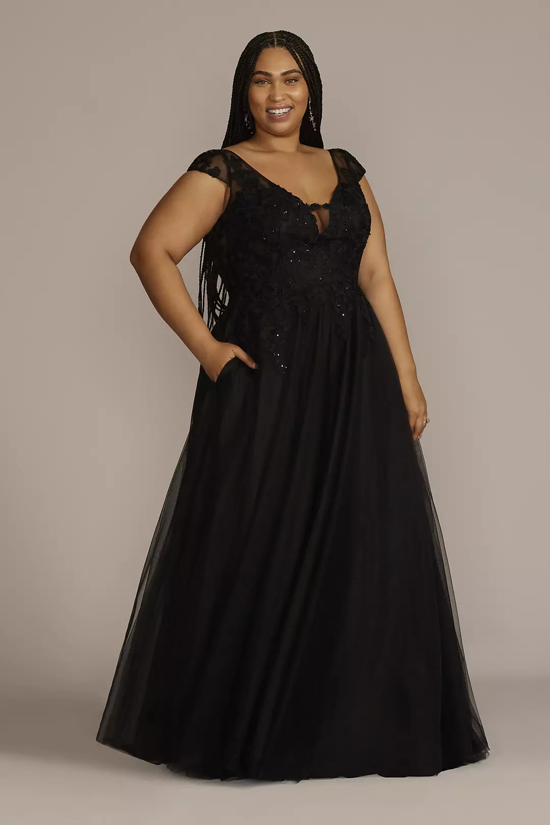 Appliqued Cap Sleeve Tulle Ball Gown Wedding Dress - Image 13