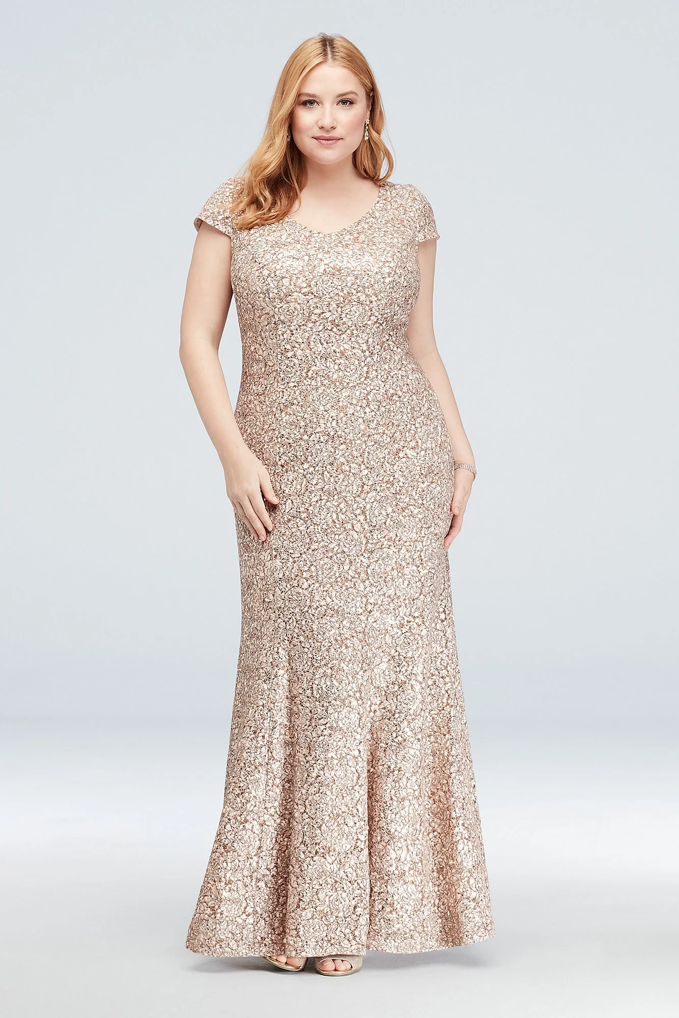 Appliqued Lace Short-Sleeve Mermaid Gown - Image 3