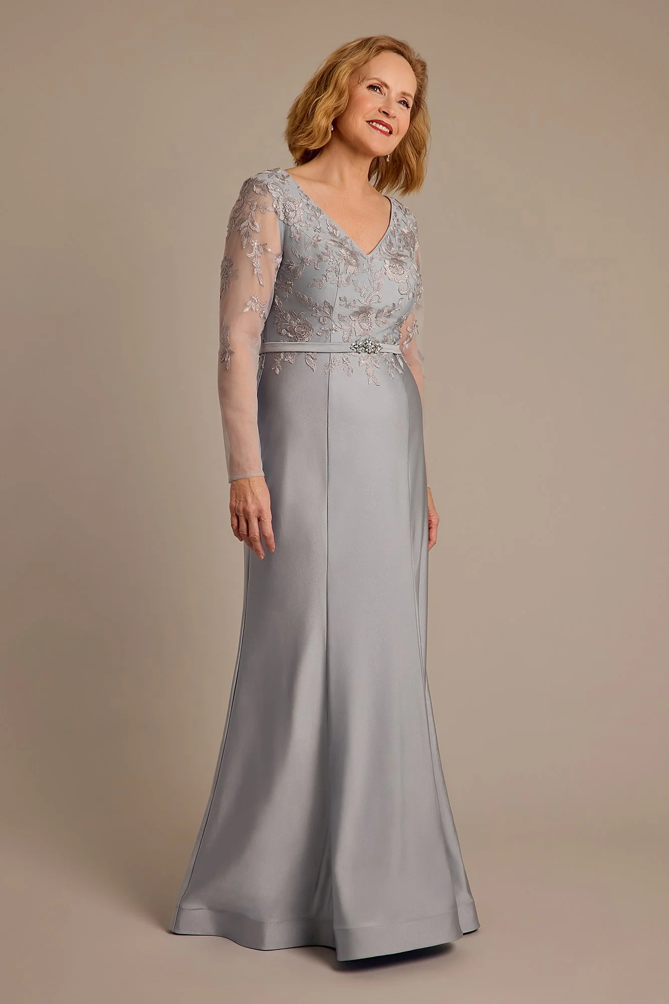 Appliqued Power Satin V-Neck Bodice Mermaid Dress - Image 3