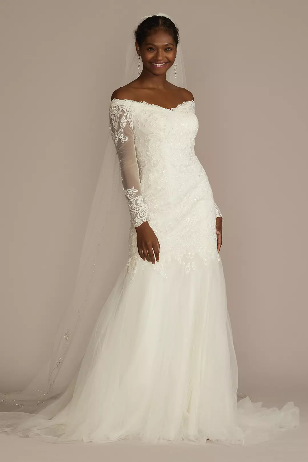 As Is Lace and Tulle Trumpet Wedding Dress - Image 4