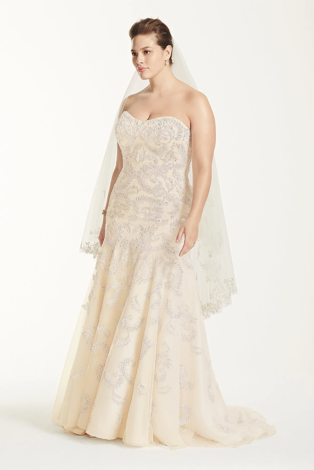 As-Is Lace Plus Size Trumpet Beaded Wedding Dress