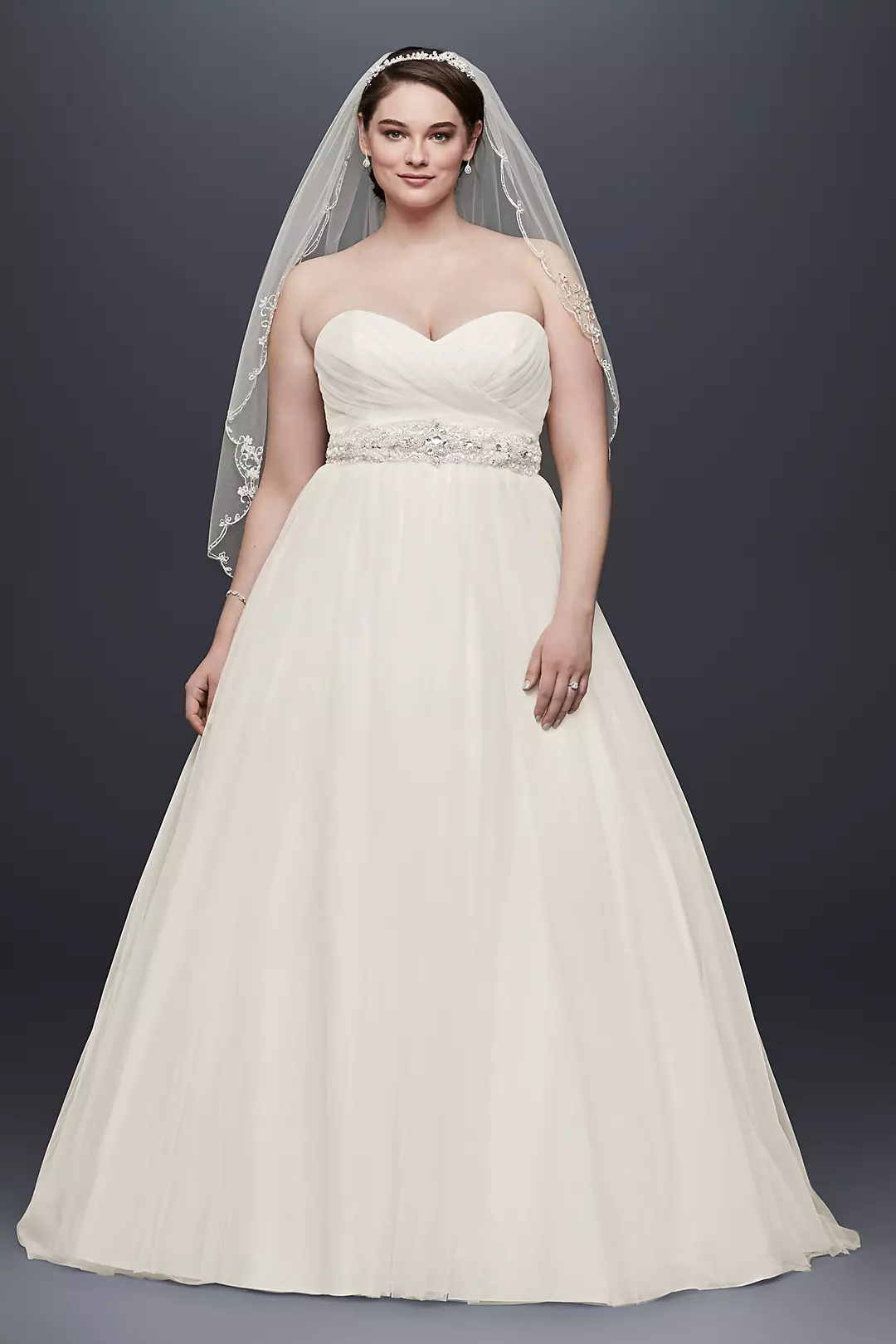 As-Is Plus Size Sweetheart Tulle Wedding Dress - Image 4