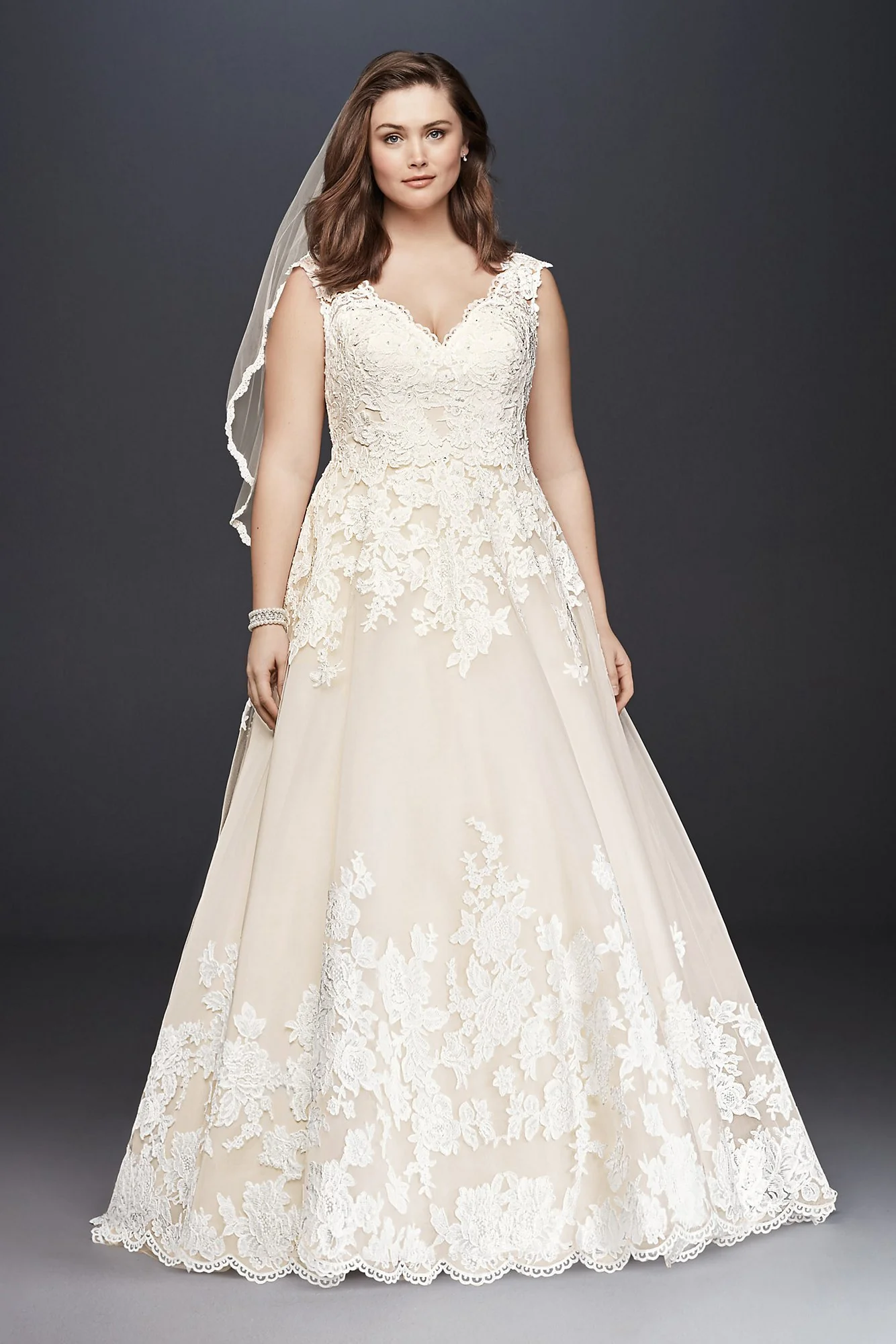 As-Is Scalloped Lace Plus Size Wedding Dress - Image 3