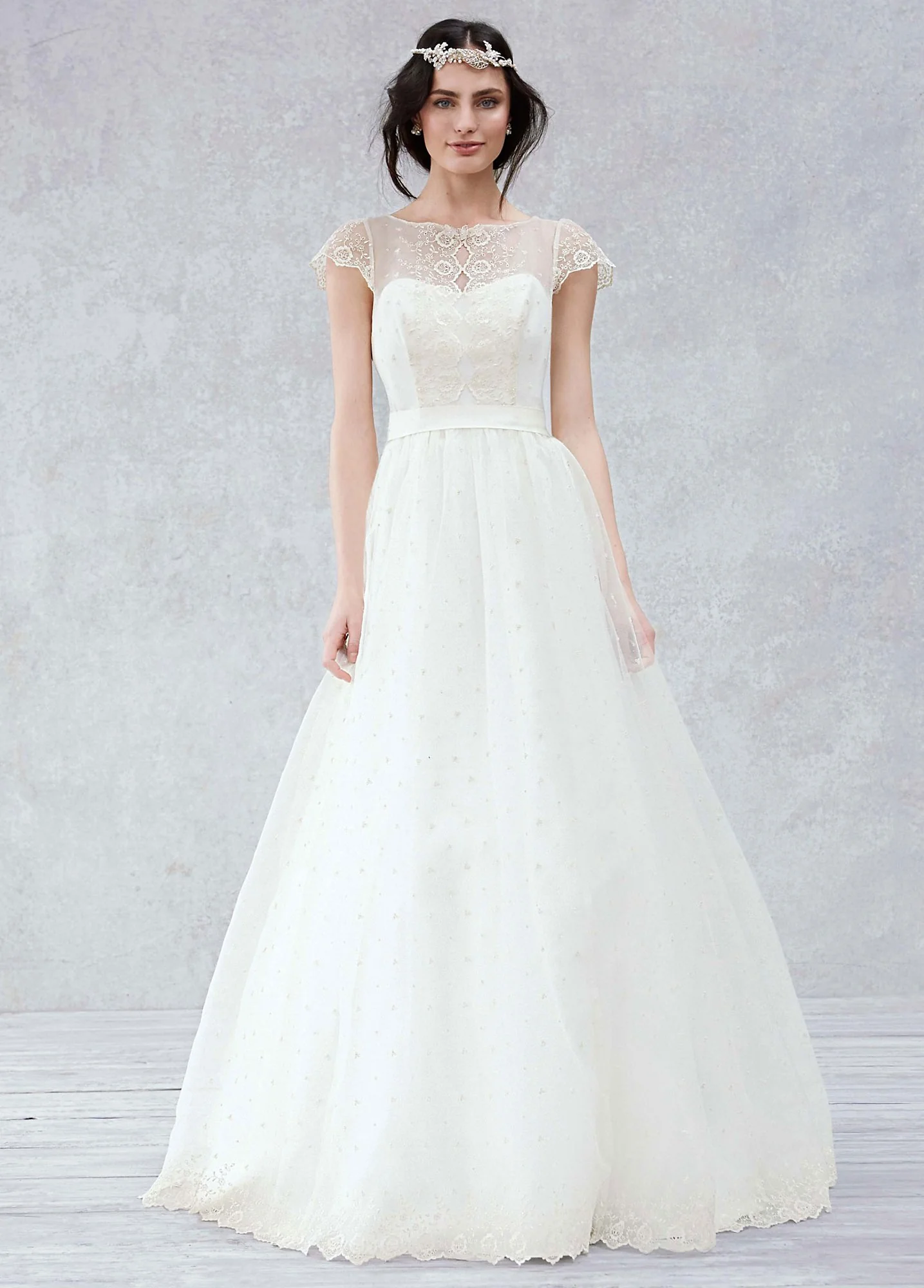 Cap Sleeve Gown with Scalloped Detail Bodice - Image 4