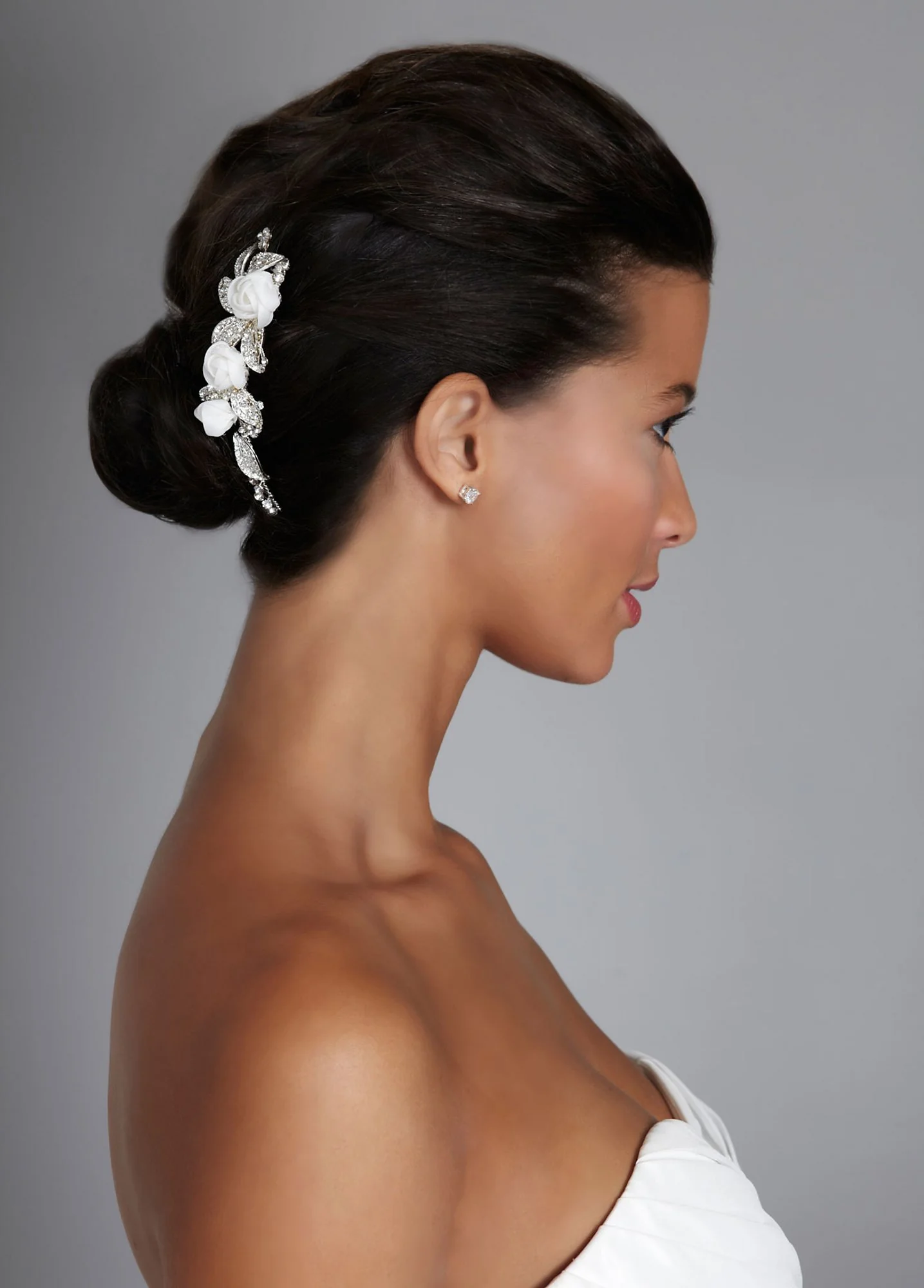 Casted Comb with Organza Flowers and Metal Leaves