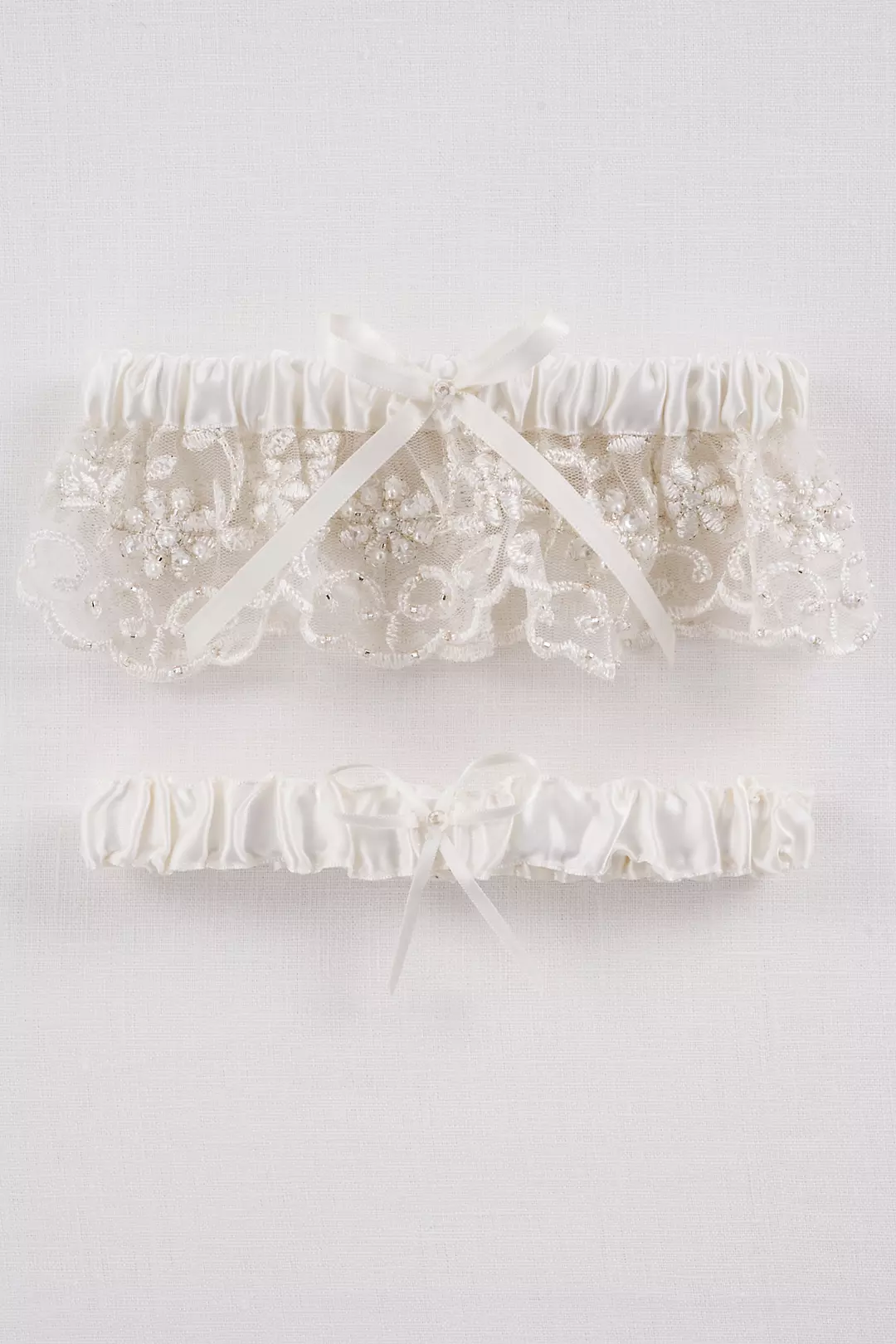 DB Exclusive Beaded Lace Garter Set - Image 2