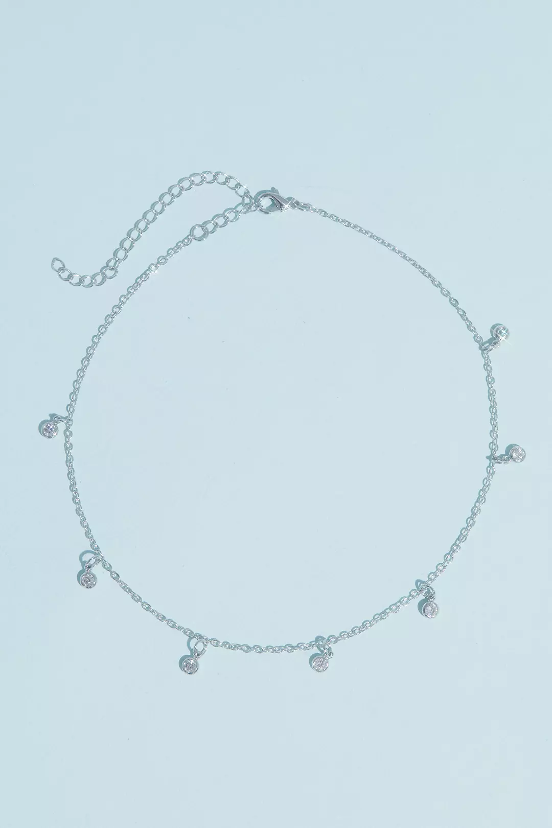 Delicate Choker Necklace with Dangling Motif - Image 3