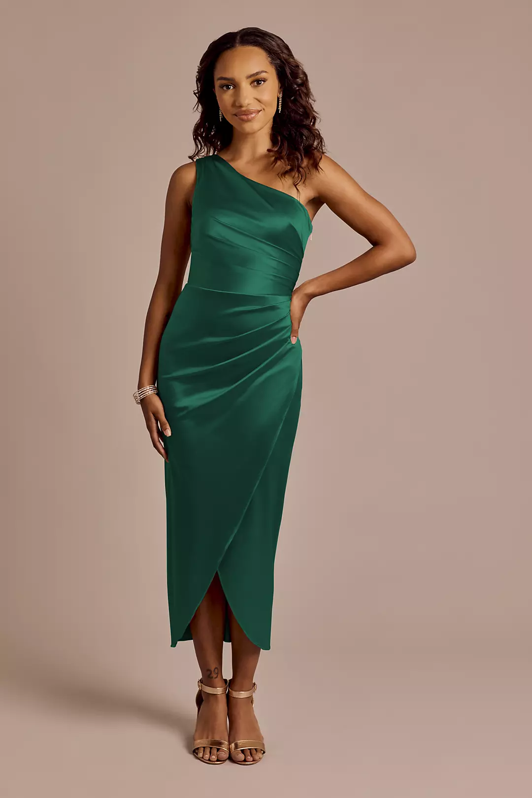 Draped One-Shoulder Sculpting Satin Midi Dress - Image 26