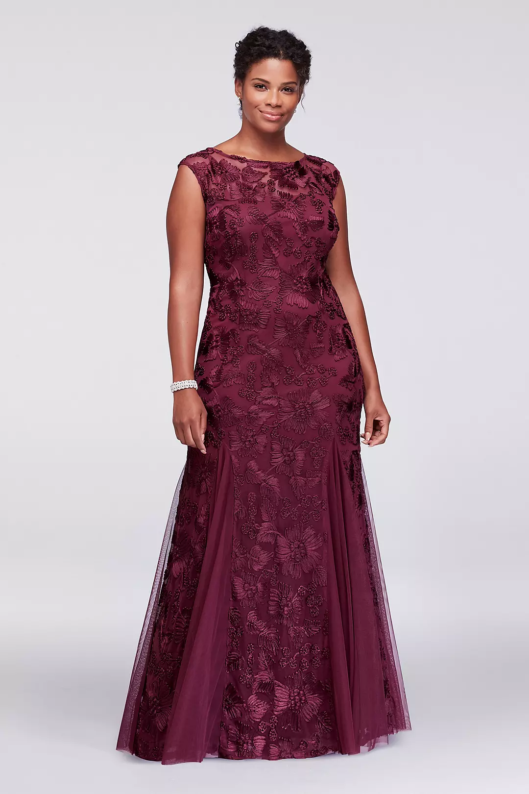 Embroidered Dress with Cap Sleeve and Tulle Godets - Image 5