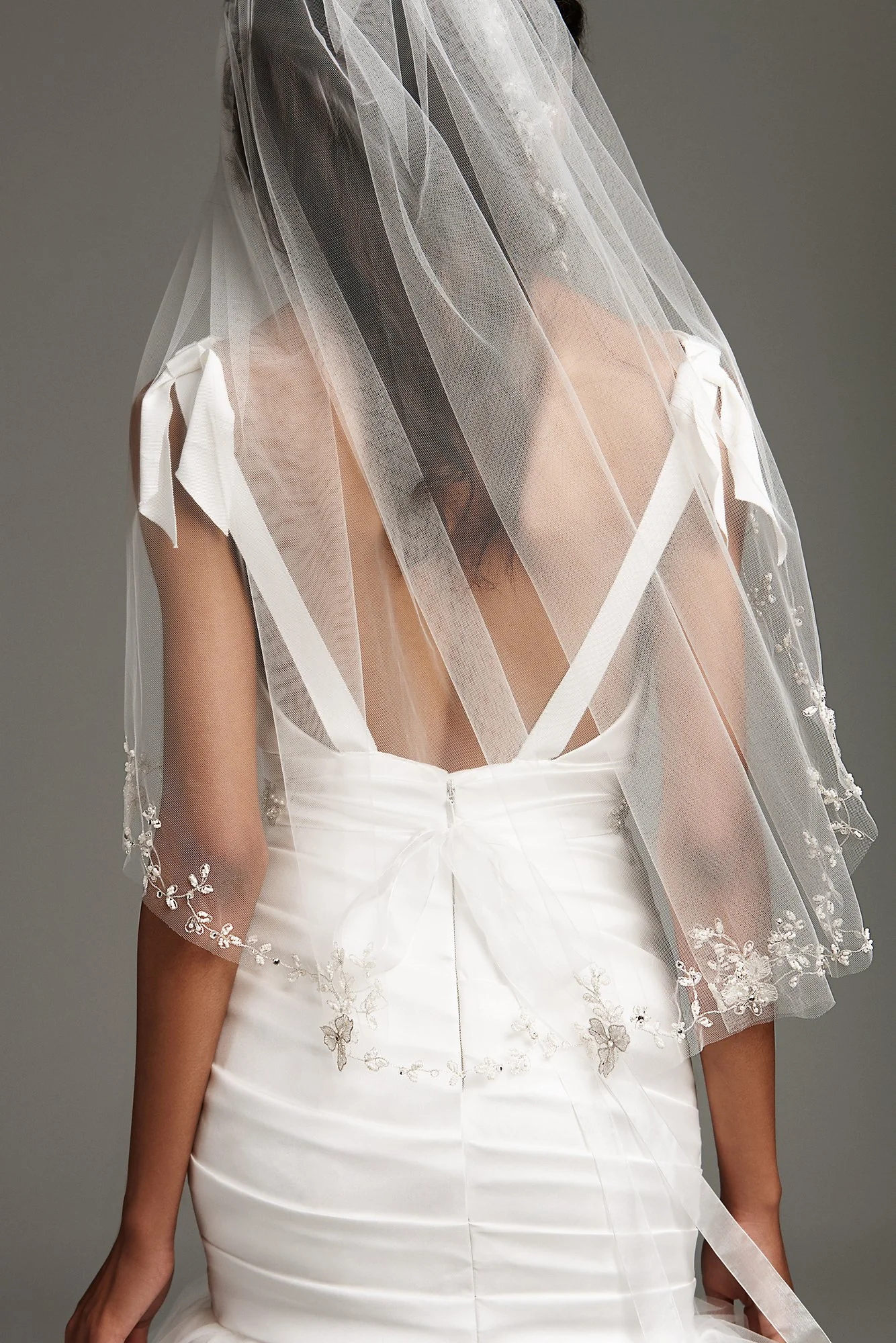 Embroidered Floral Garland Mid-Length Veil