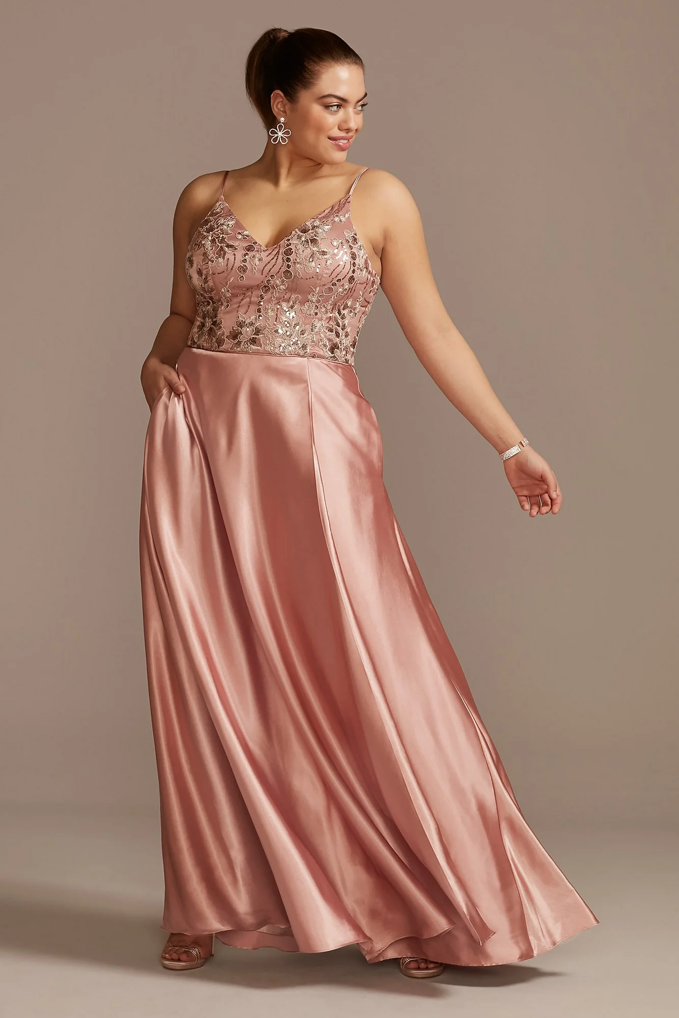 Floral Embellished Gown with Satin Split Skirt - Image 3