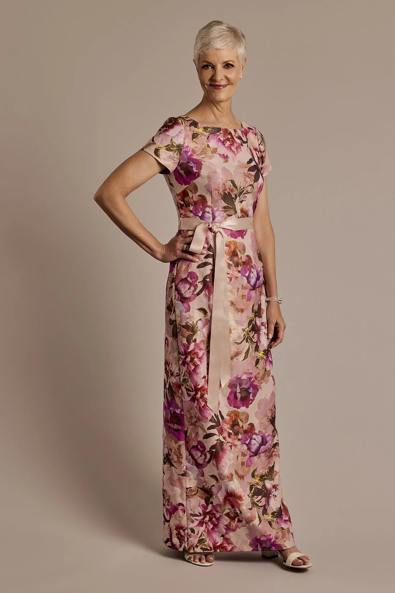 Floral Print Short-Sleeve Sheath Dress