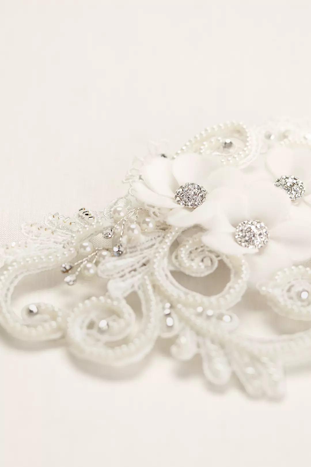 Galina Swirl and Pearl Coordinated Flower Clip - Image 3
