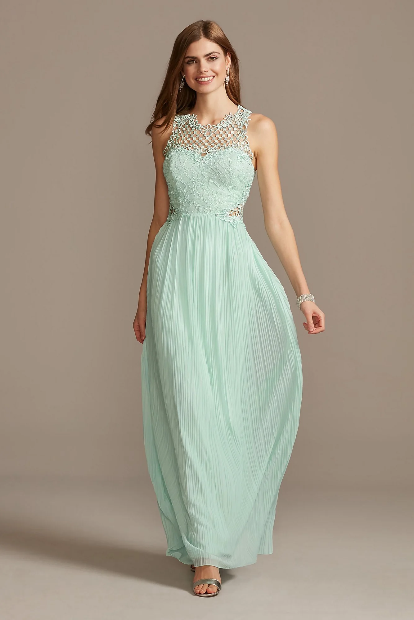 Geometric Neckline Pleated Skirt Lace Gown - Image 3