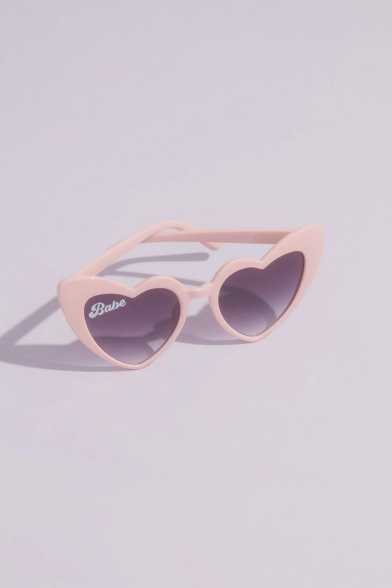 Heart Cat-Eye Sunglasses - Image 2