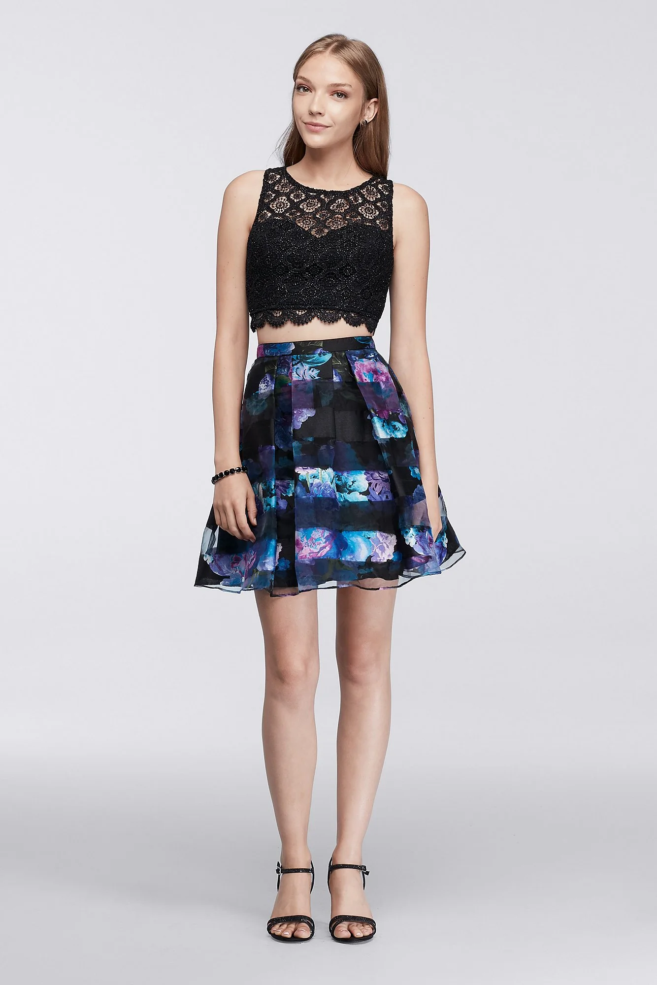 Lace and Organza Crop Top Skirt Set - Image 2