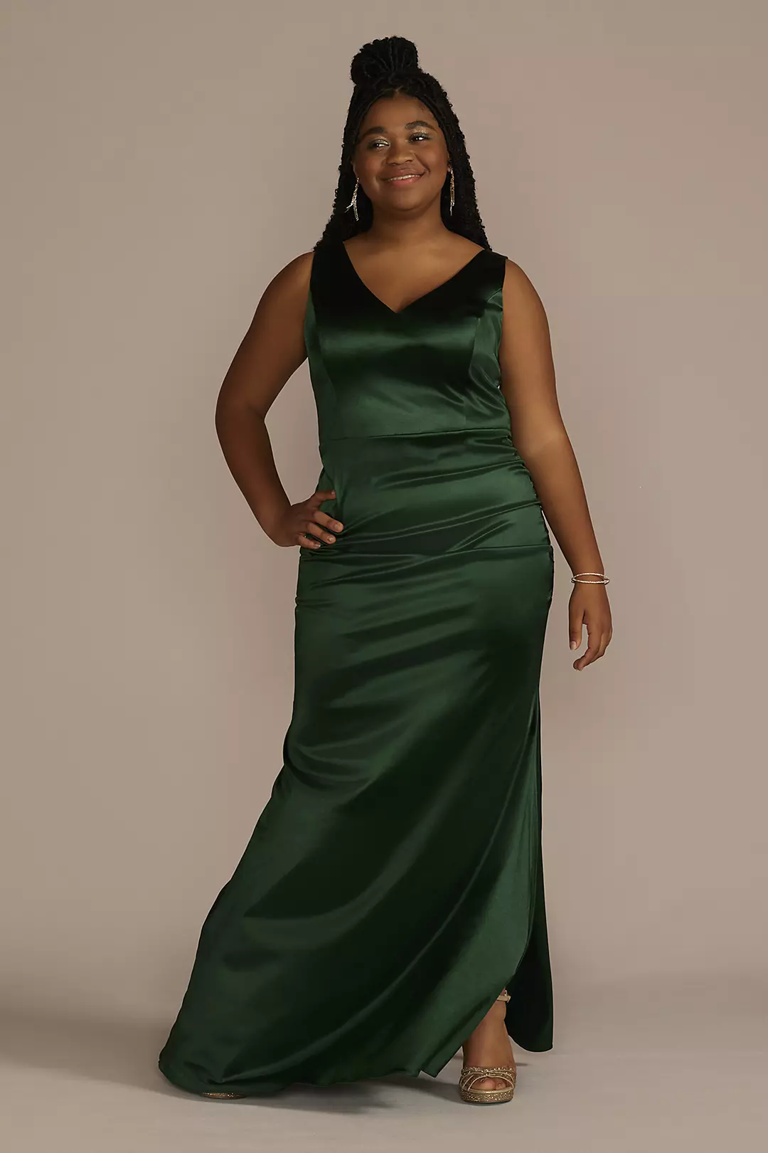 Long Stretch Satin Ruched V-Neck Sheath Dress - Image 5