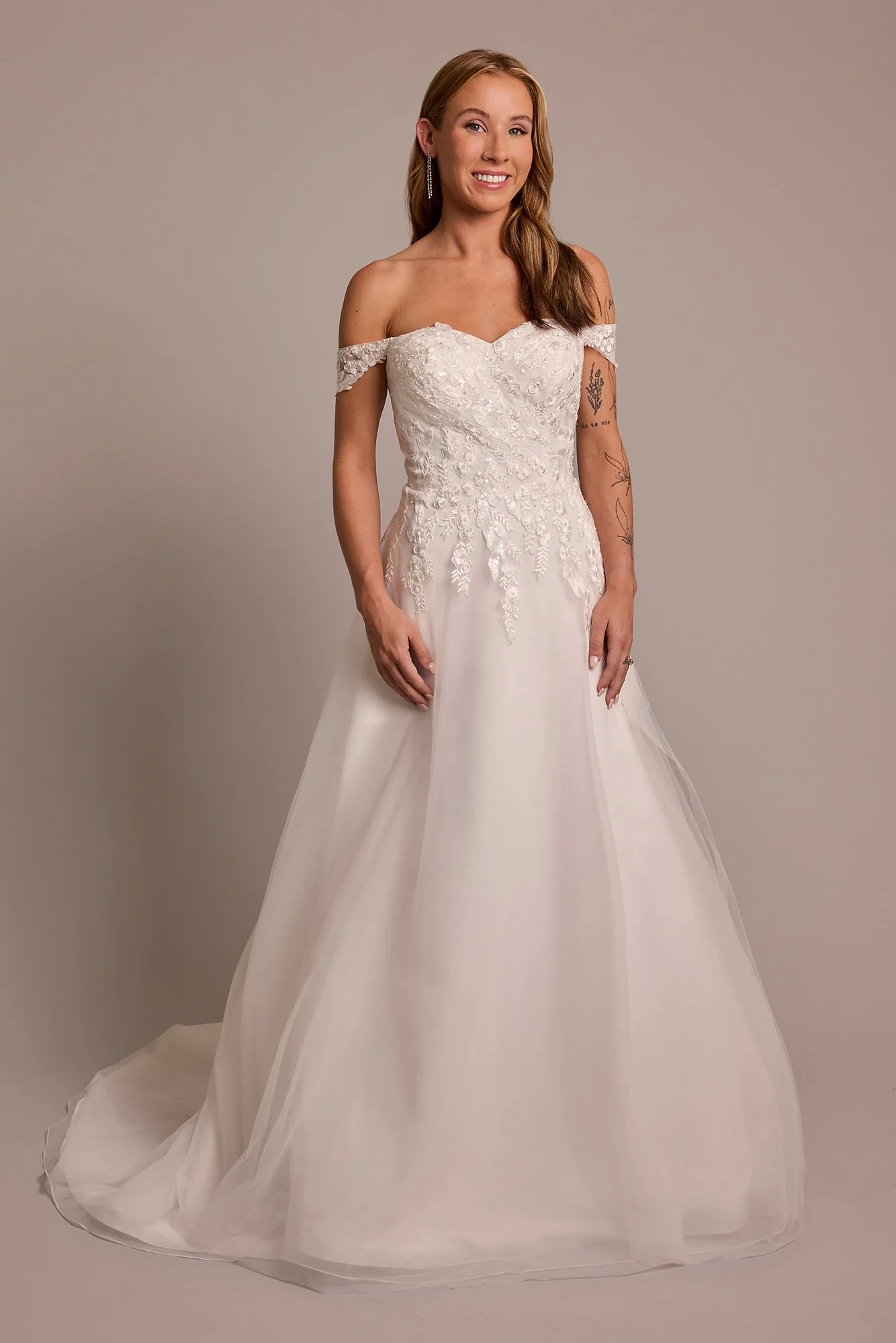 Off-the-Shoulder Appliqued A-Line Wedding Dress - Image 5