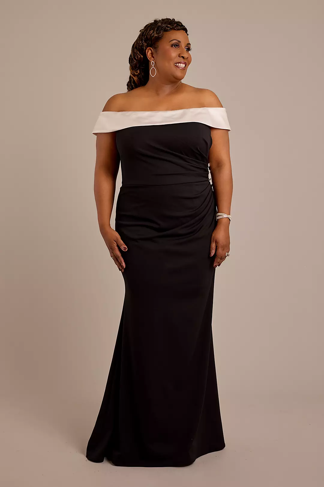 Off-the-Shoulder Crepe Sheath Dress - Image 5