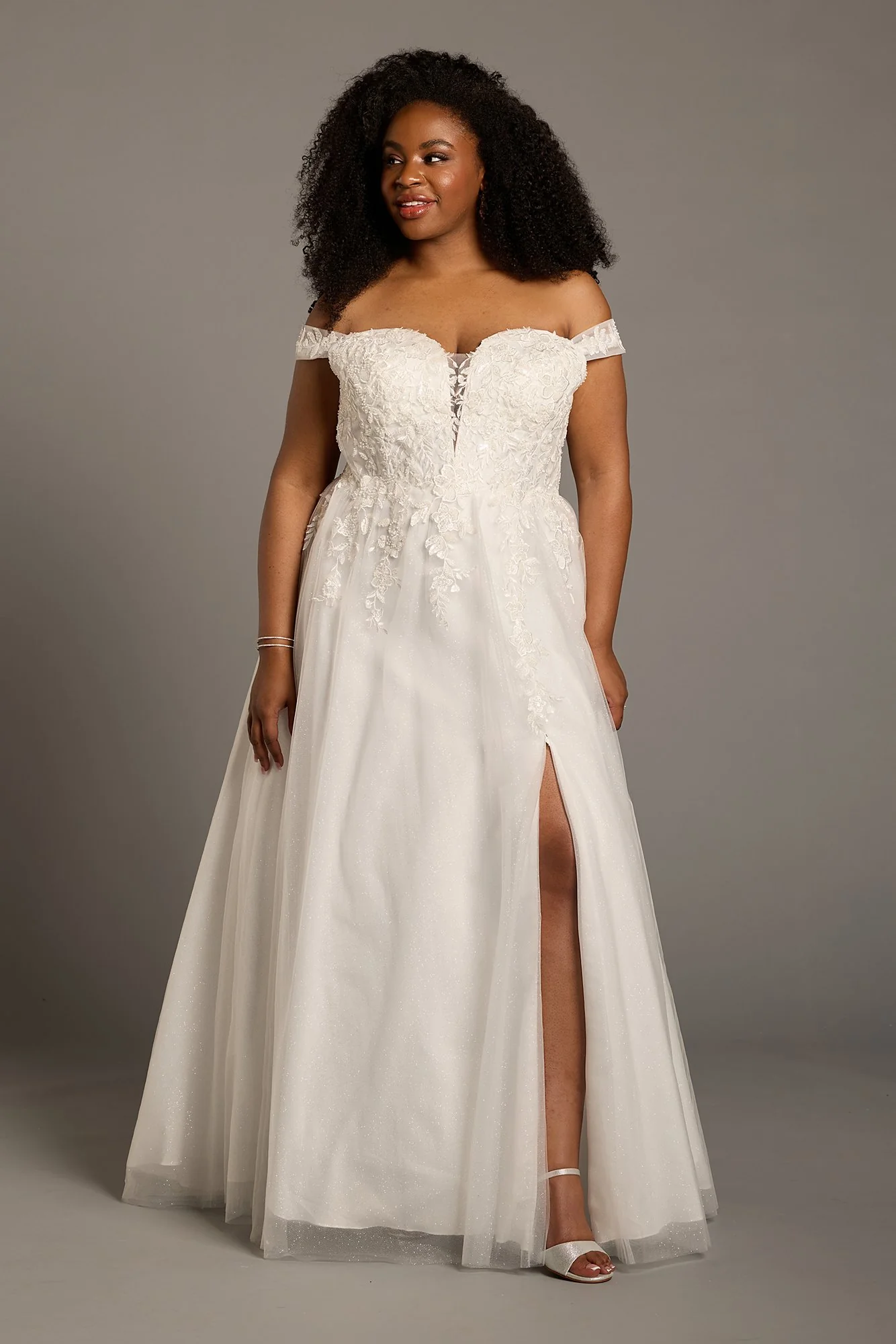 Off-the-Shoulder Tulle Appliqued Ball Gown - Image 3