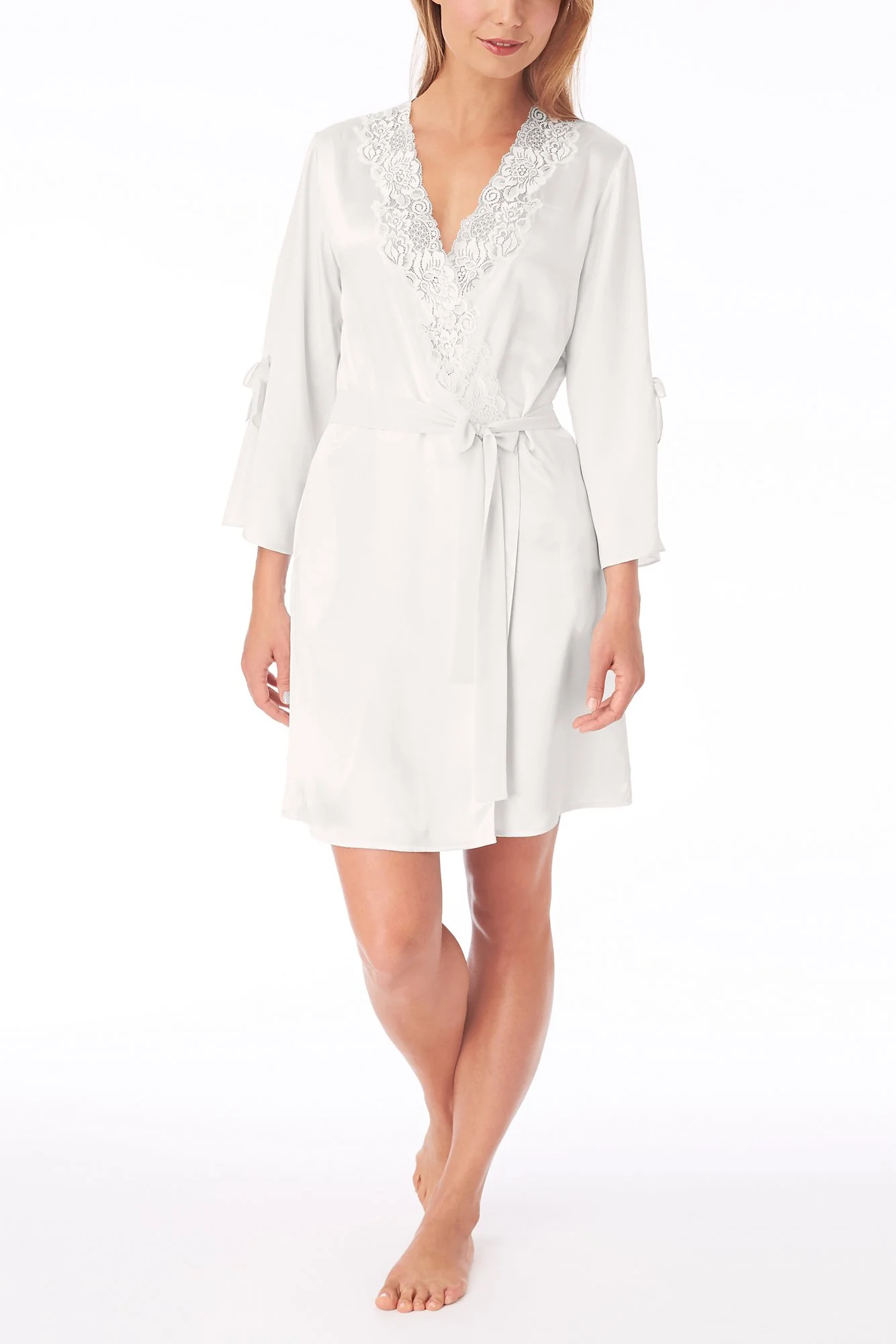 Oscar De La Renta Lace Trim Robe