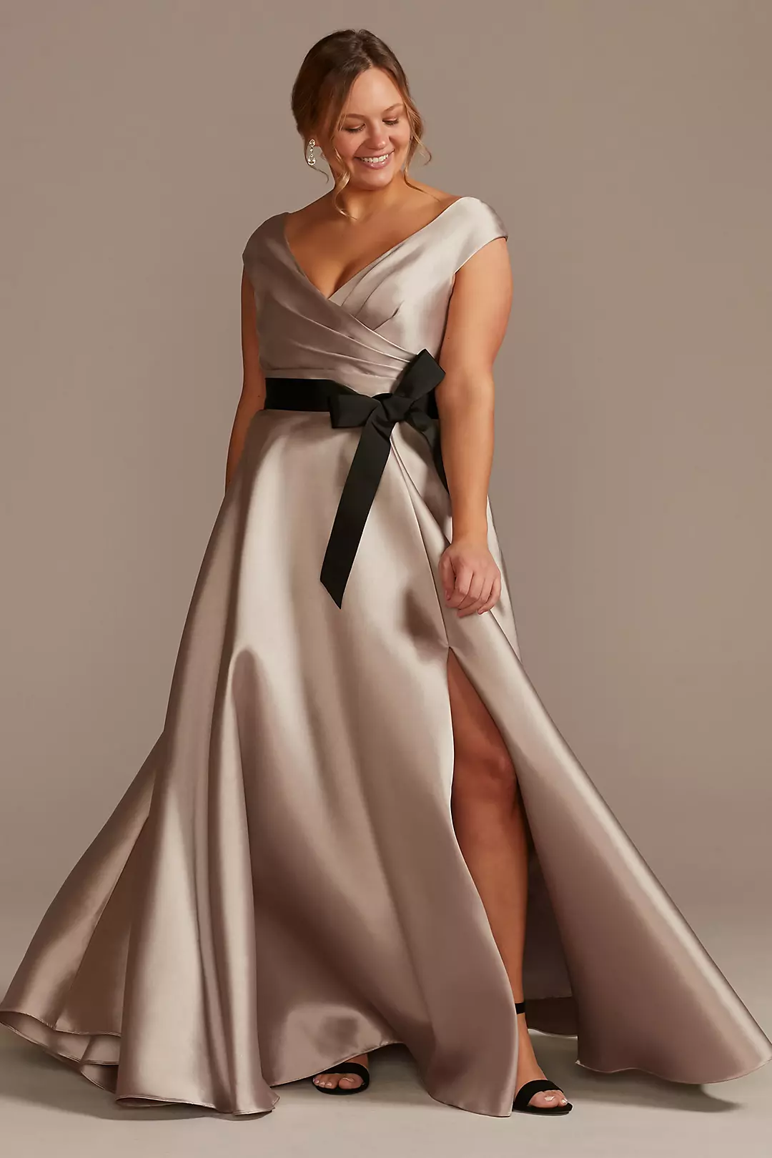 Pleated Satin Cap Sleeve Dress with Bow - Image 3