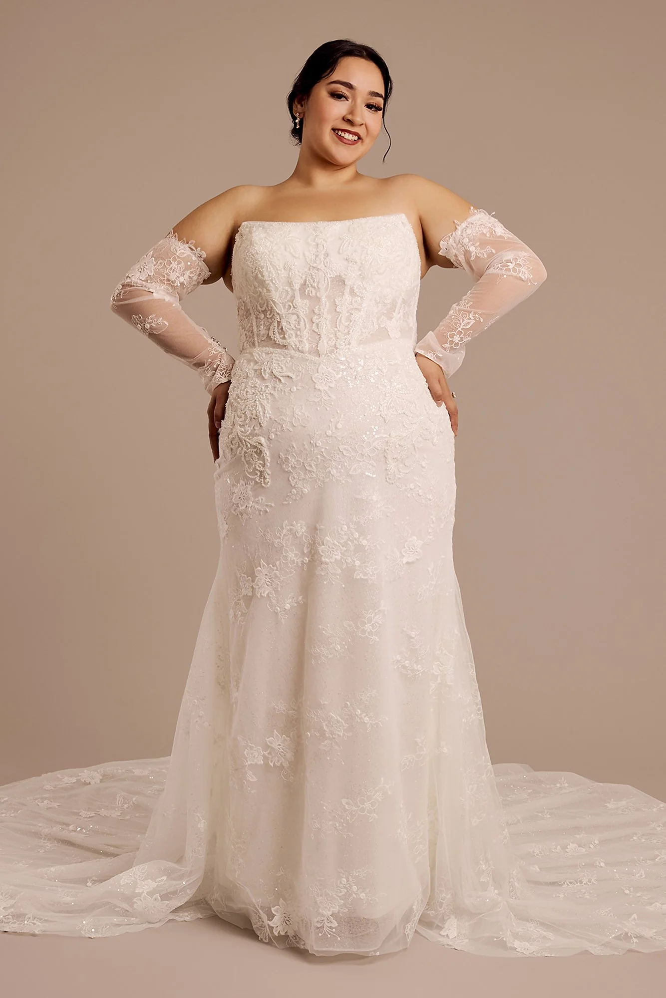 Removable Sleeve Appliqued Mermaid Wedding Dress - Image 4