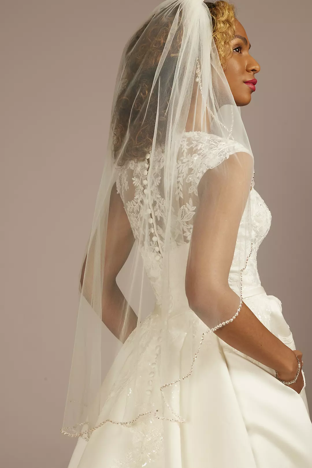 Rose Gold Beaded Scalloped Edge Mid-Length Veil - Image 3