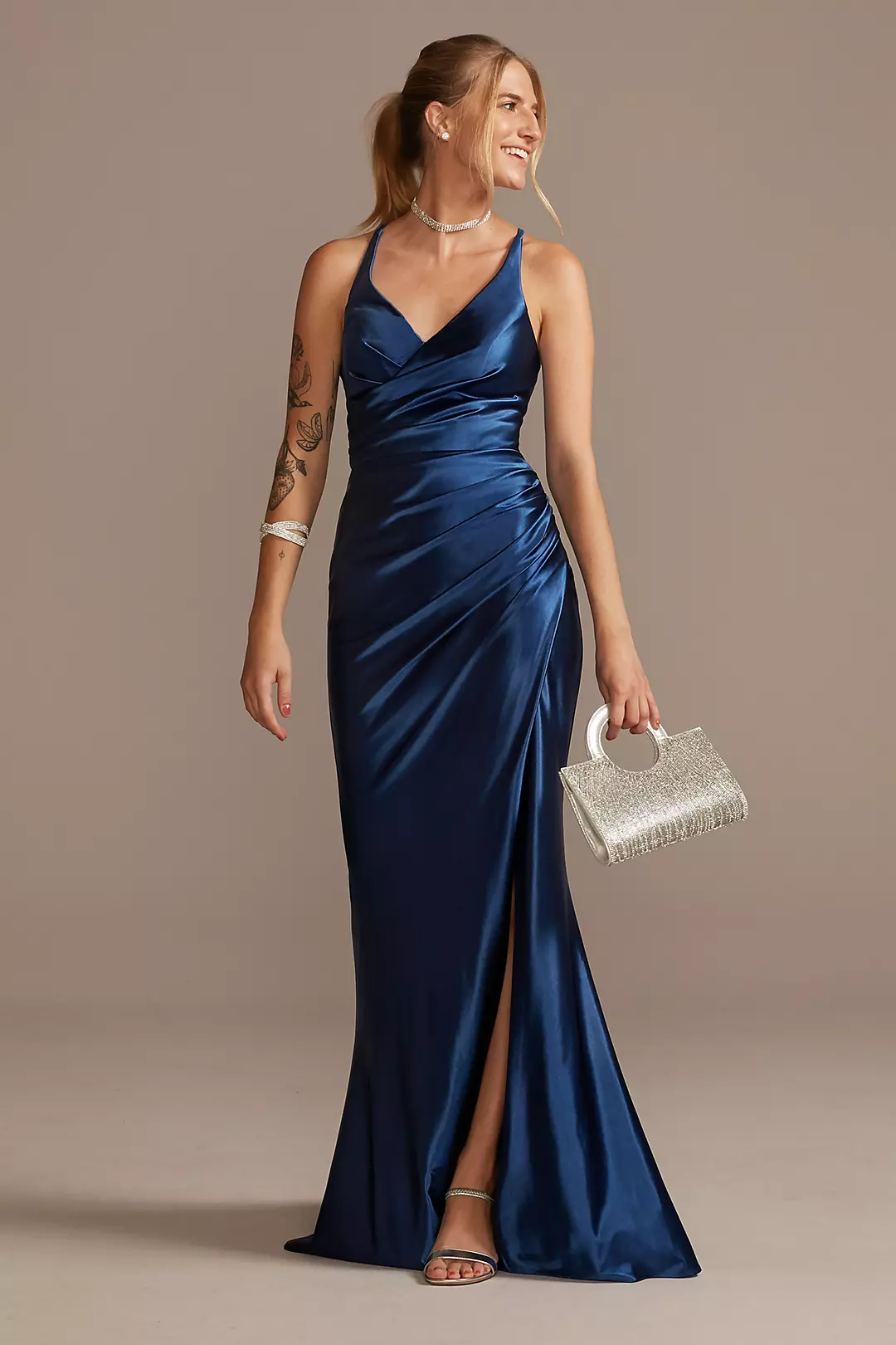 Ruched V-Neck Stretch Satin Sheath Gown with Slit - Image 9