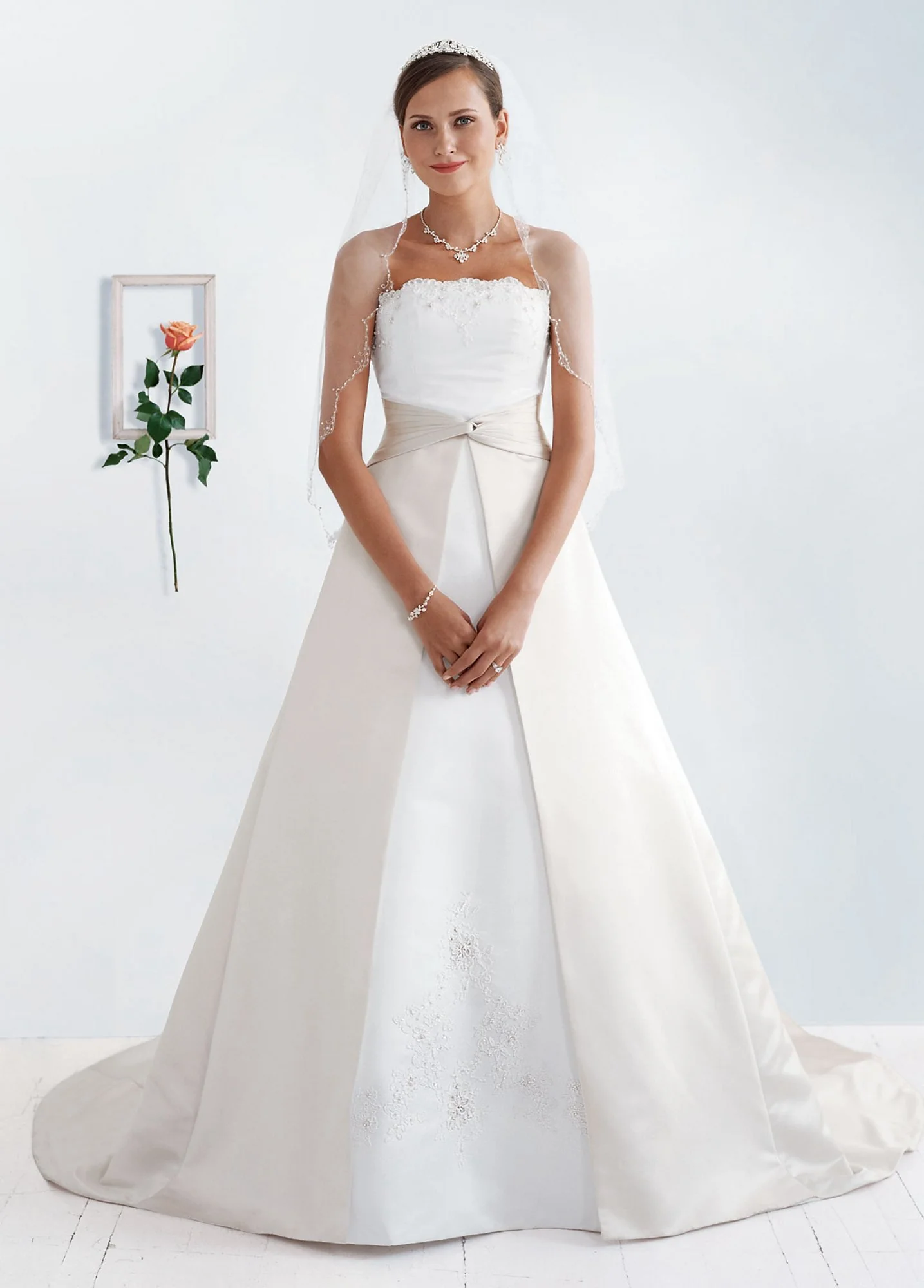 Satin A-linegown with beaded lace