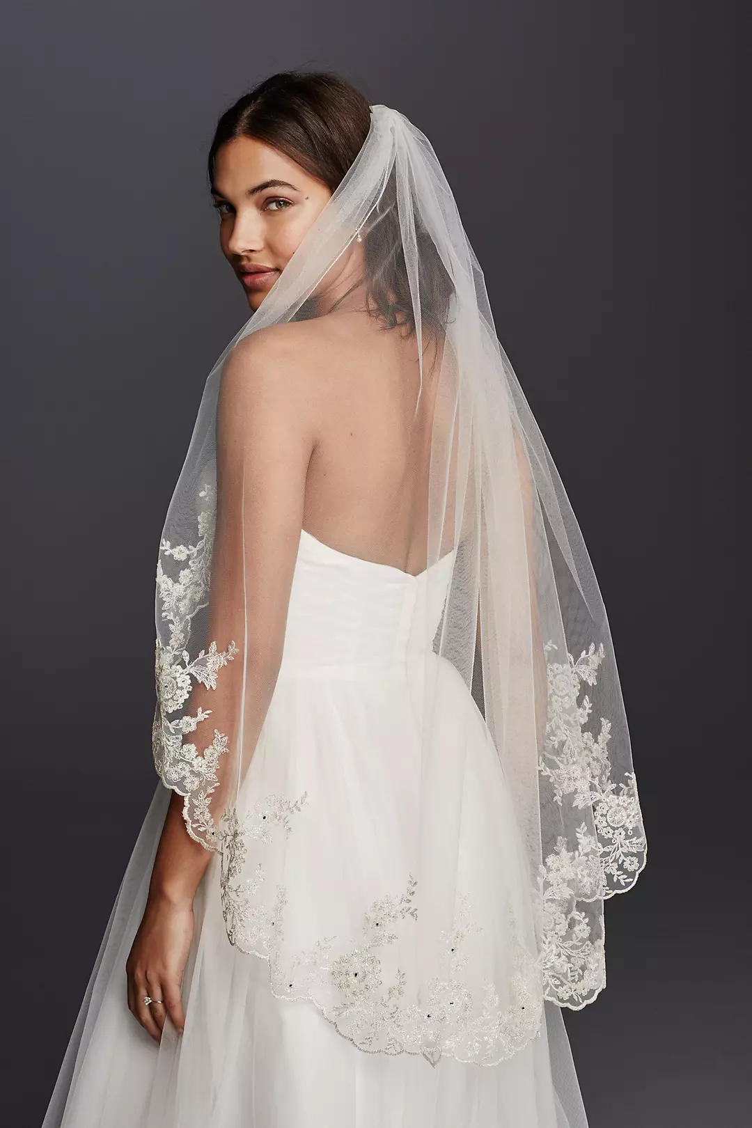 Scalloped Edge Mid Veil with Lace Details - Image 4