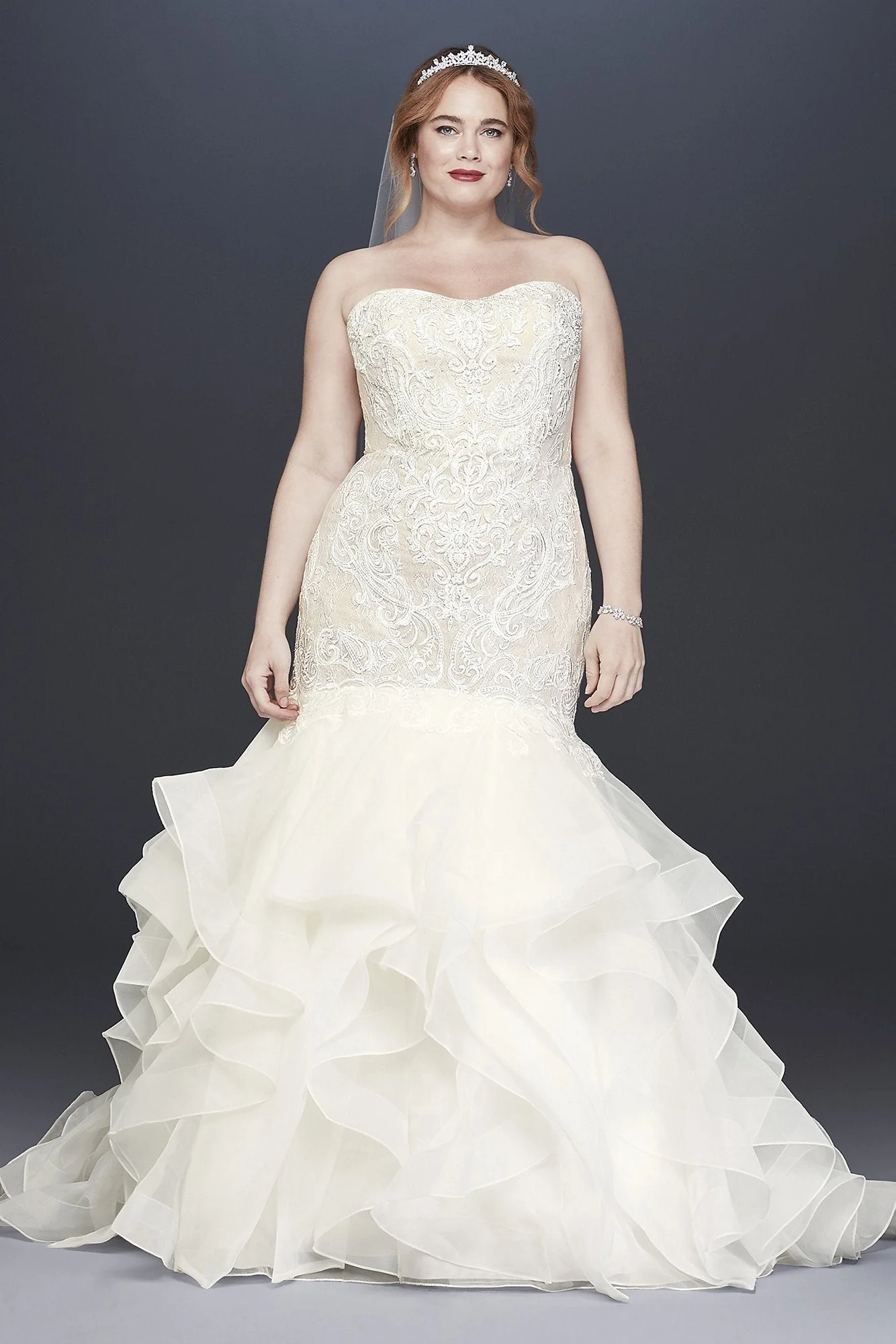 Scroll Lace Trumpet Wedding Dress - Image 28