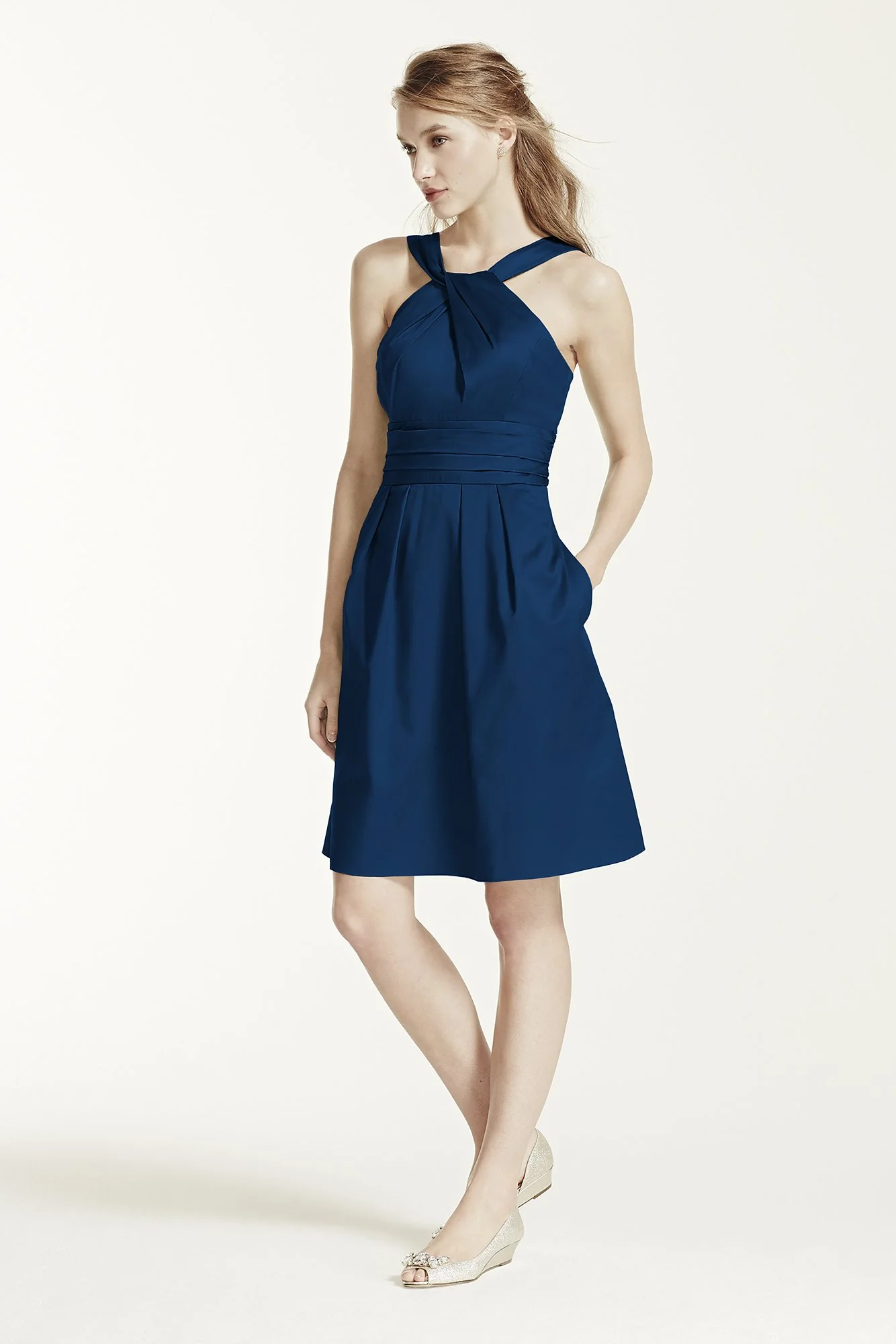 Short Cotton Dress with Y-Neck and Skirt Pleating - Image 15