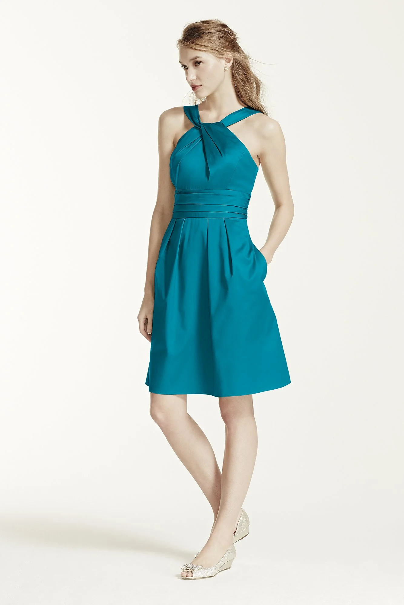 Short Cotton Dress with Y-Neck and Skirt Pleating - Image 17