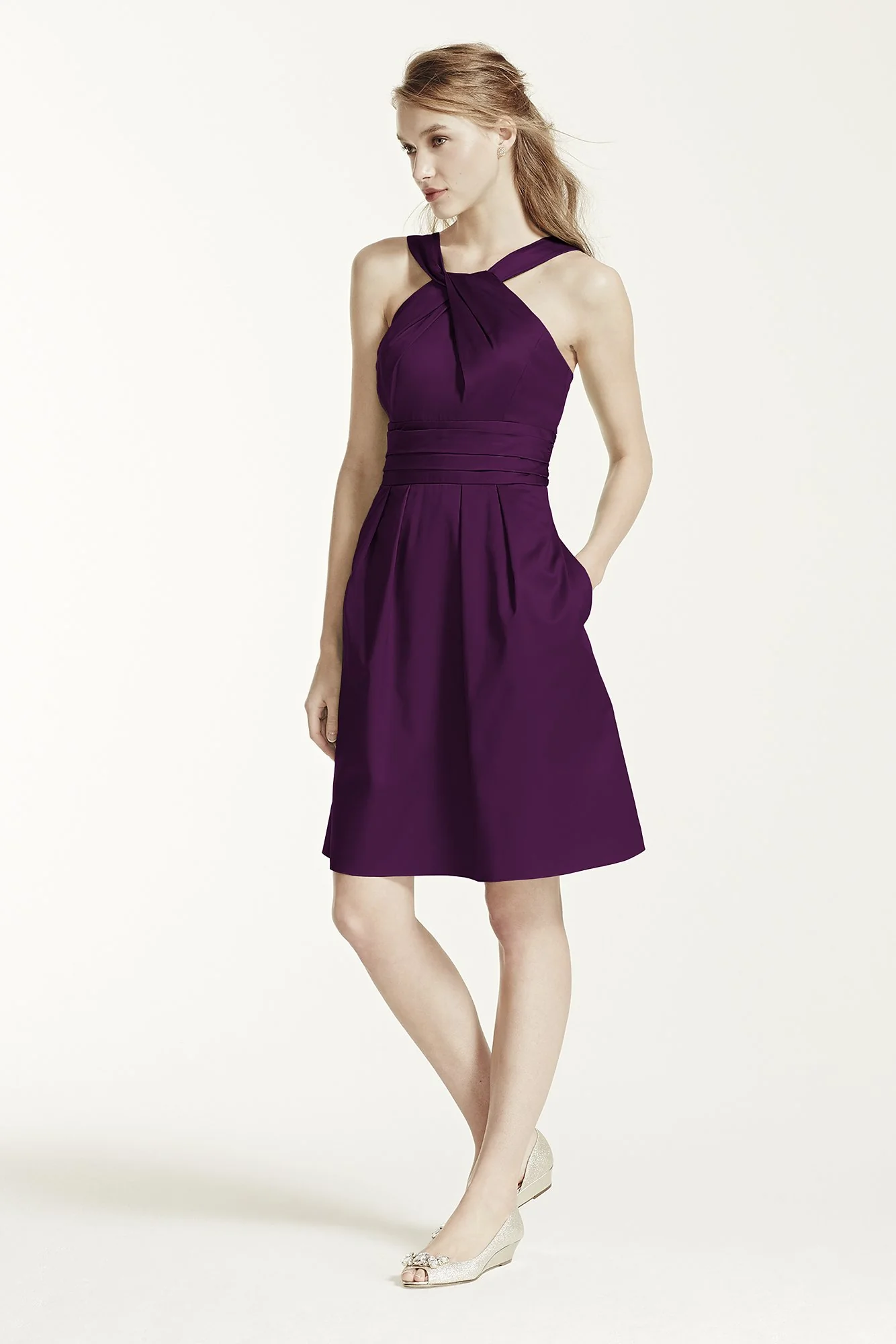 Short Cotton Dress with Y-Neck and Skirt Pleating - Image 3
