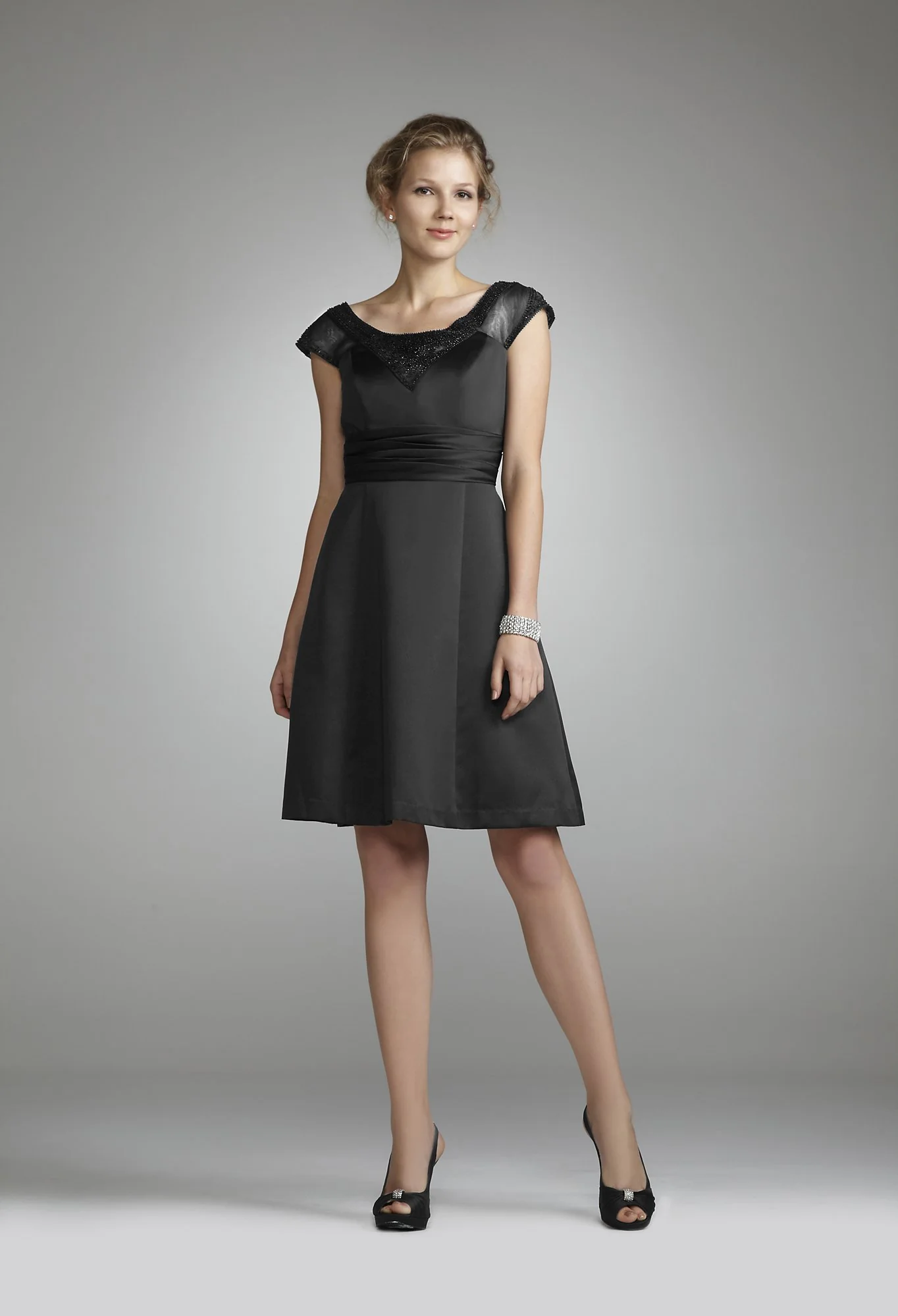 Short Organza and Satin Blend Dress with Beading - Image 2