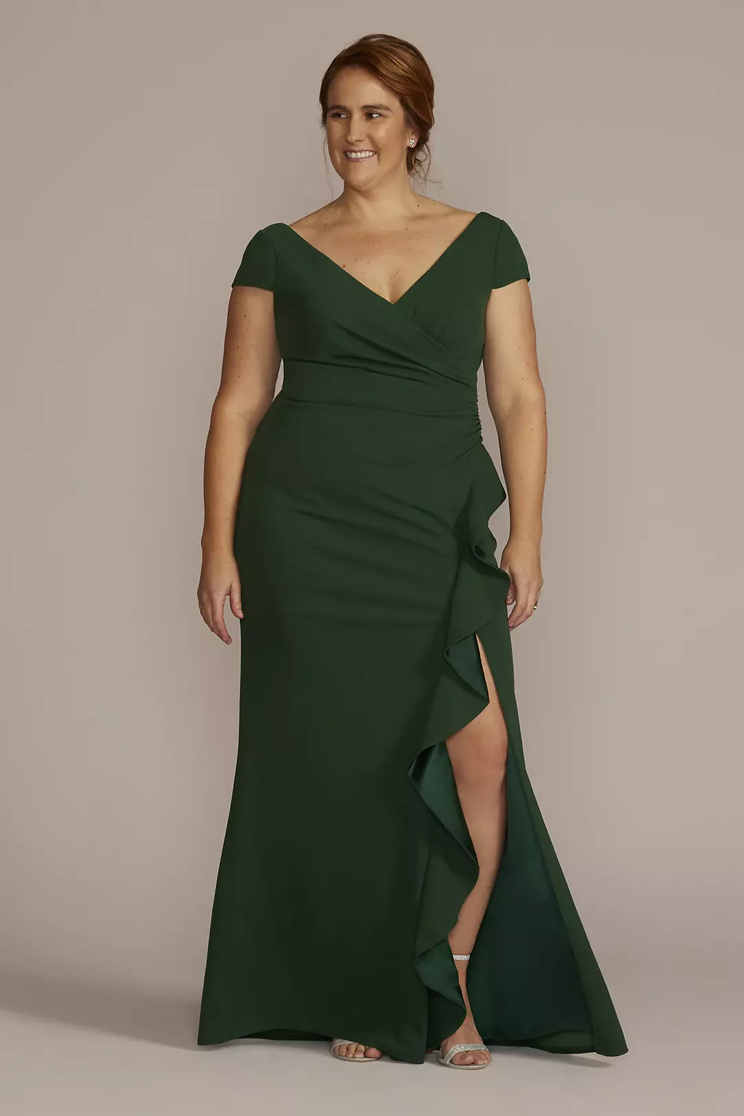 Short Sleeve Crepe Gown with Ruffled Skirt - Image 15