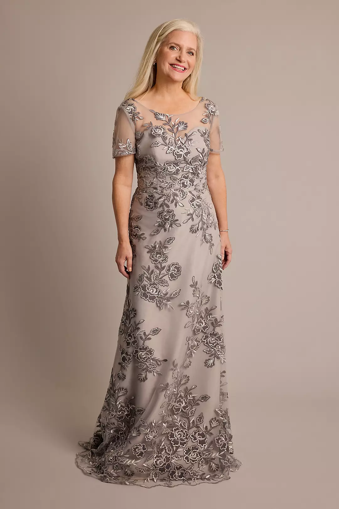 Short Sleeve Velvet Embroidery A-Line Dress - Image 6