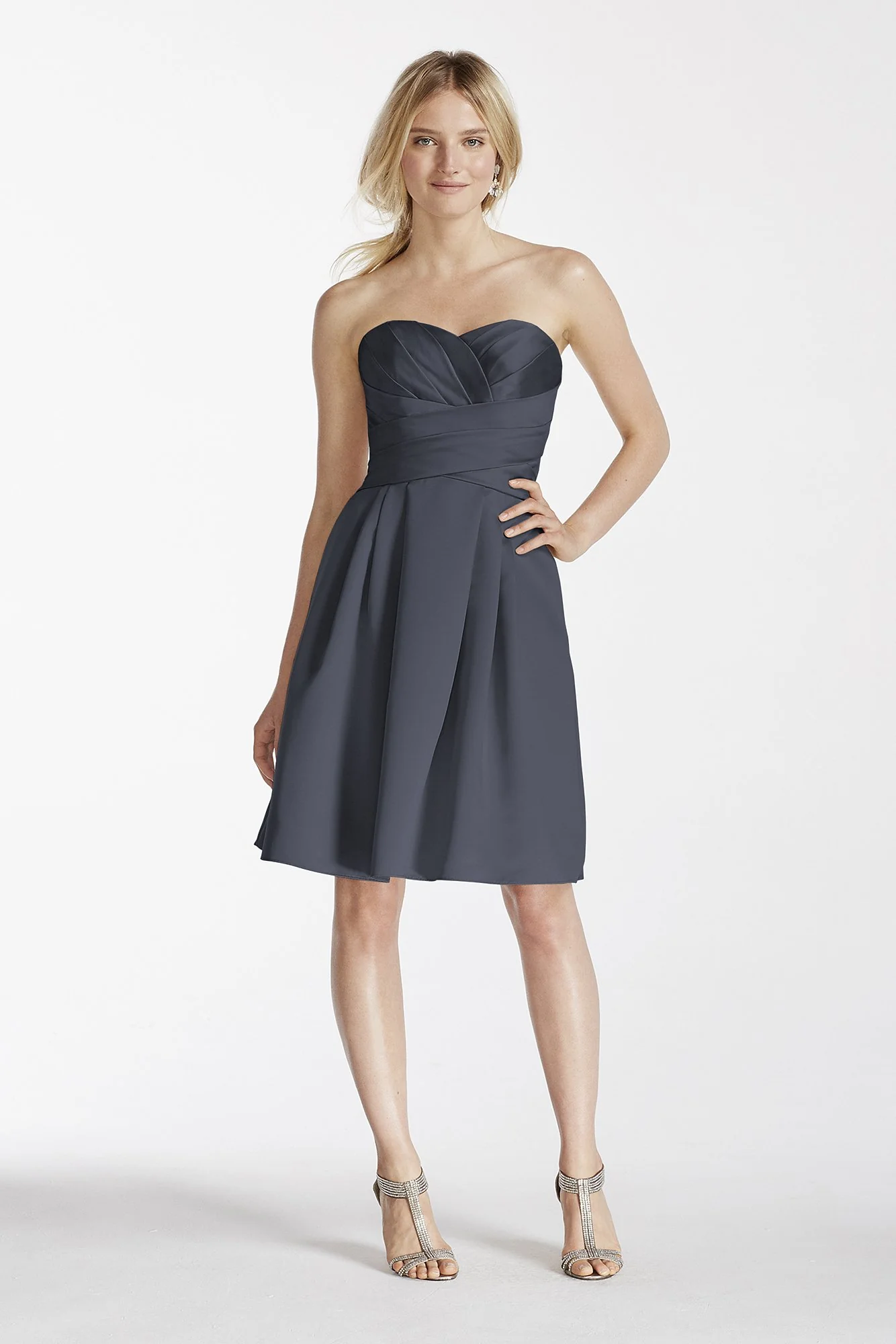 Short Strapless Satin Dress with Pockets - Image 16