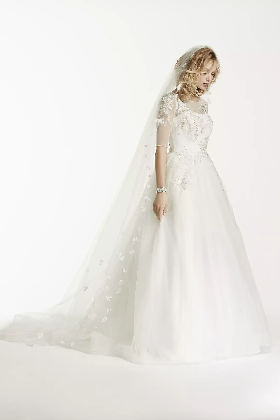 Single Tiered 3D Scattered Floral Cathedral Veil - Image 3