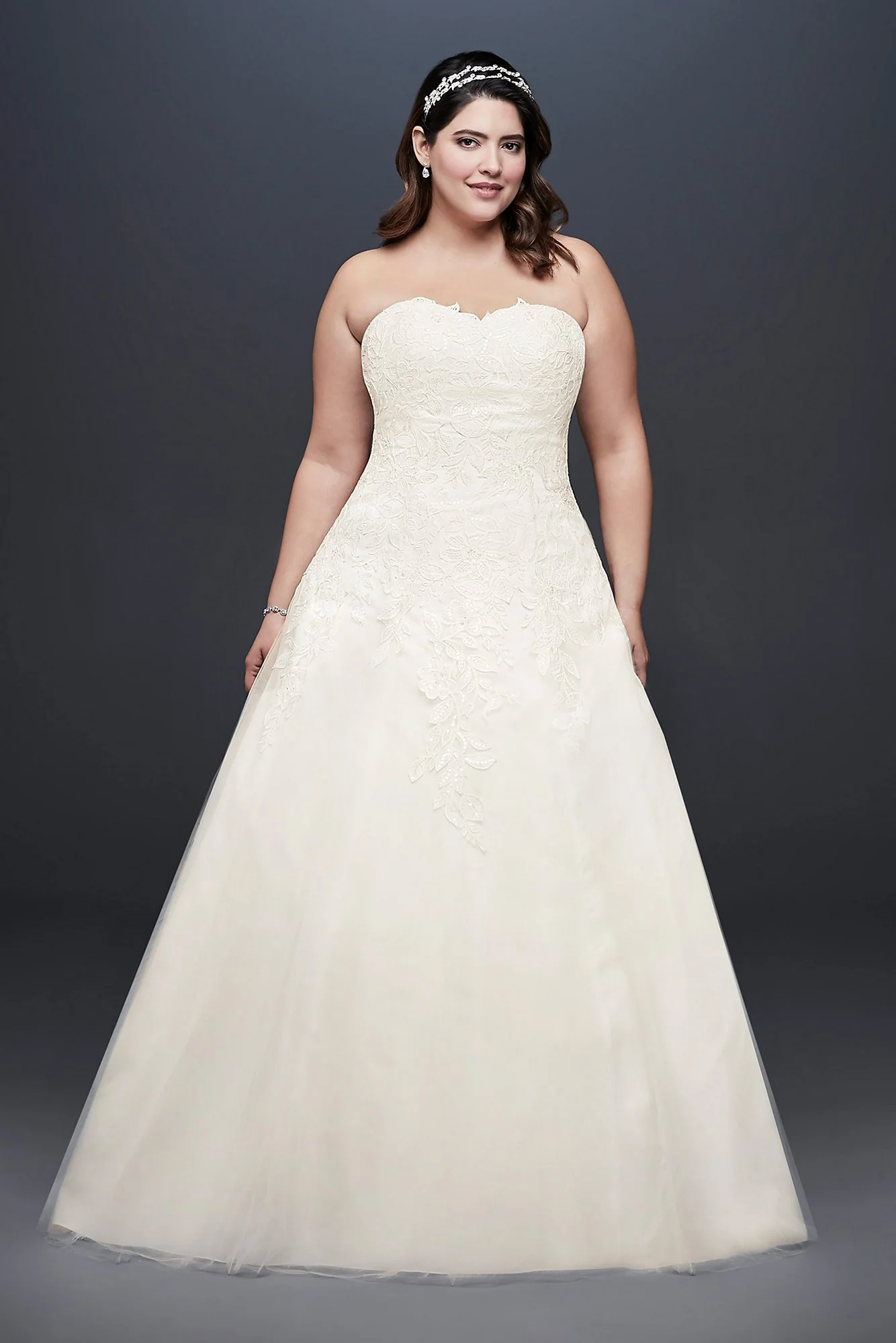 Soft Tulle Wedding Dress with Leaf Lace Applique - Image 3