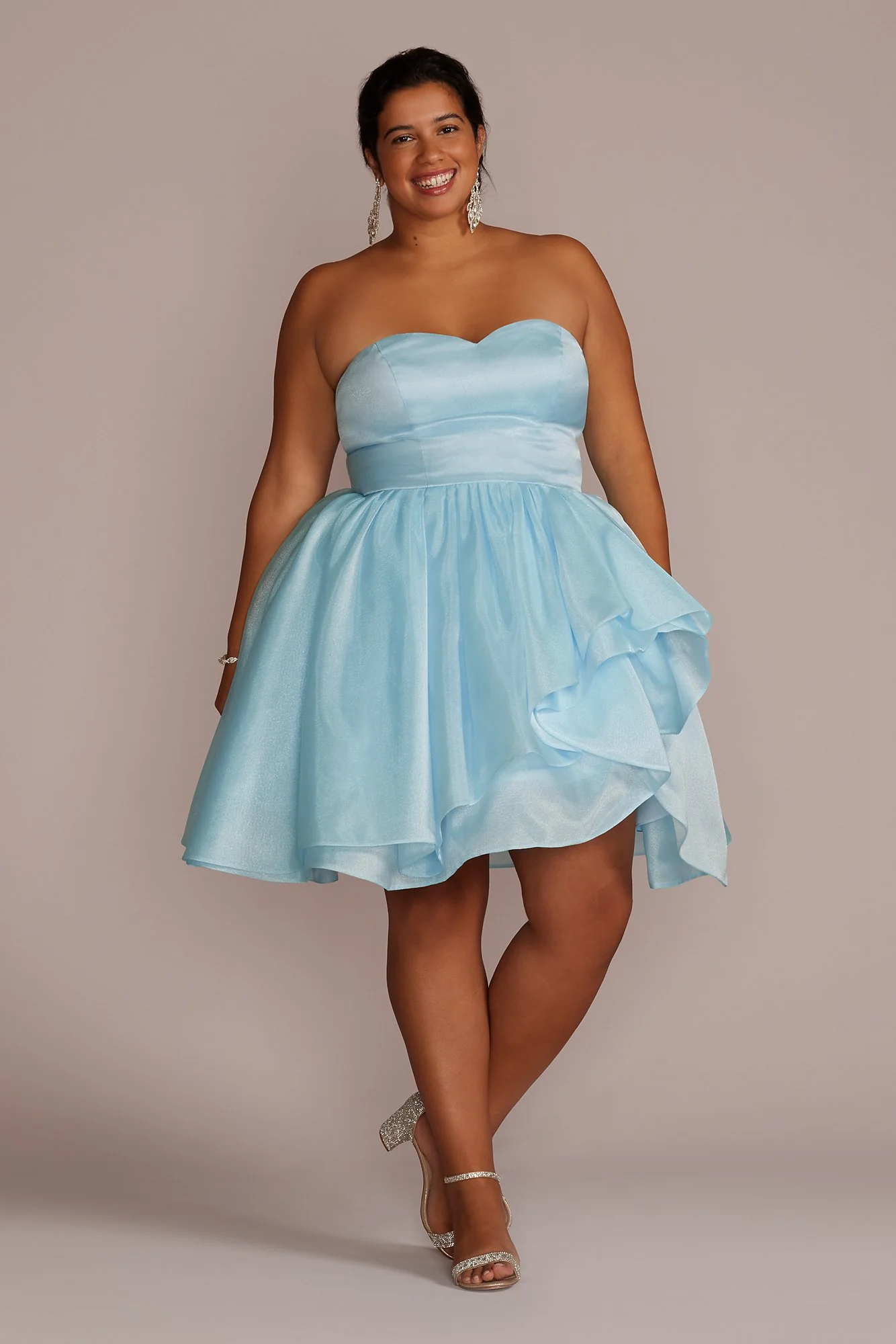 Strapless Sweetheart Damas Organza Ruffle Dress - Image 3