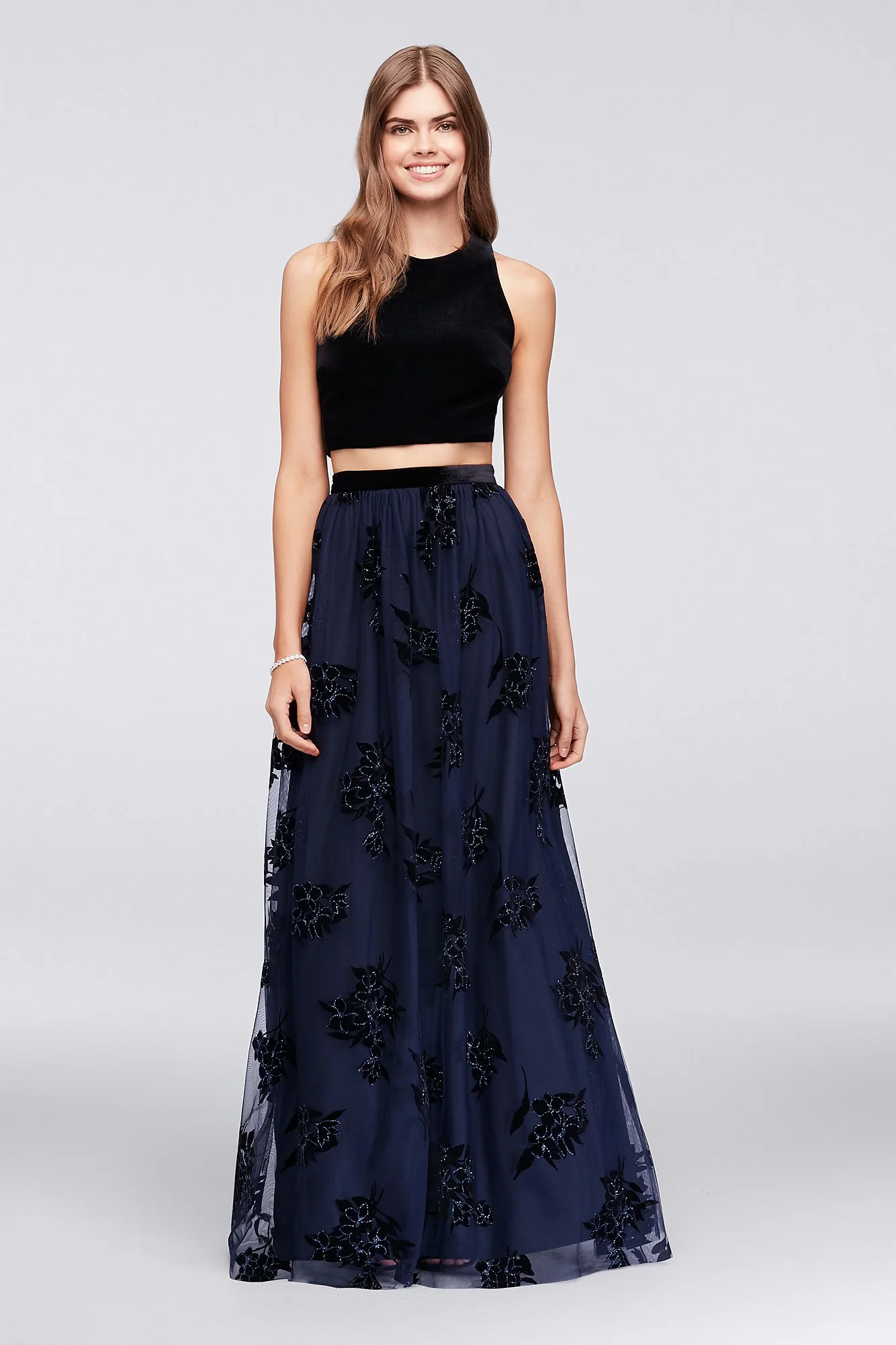 Strappy Velvet Top and Tulle Skirt Set - Image 2