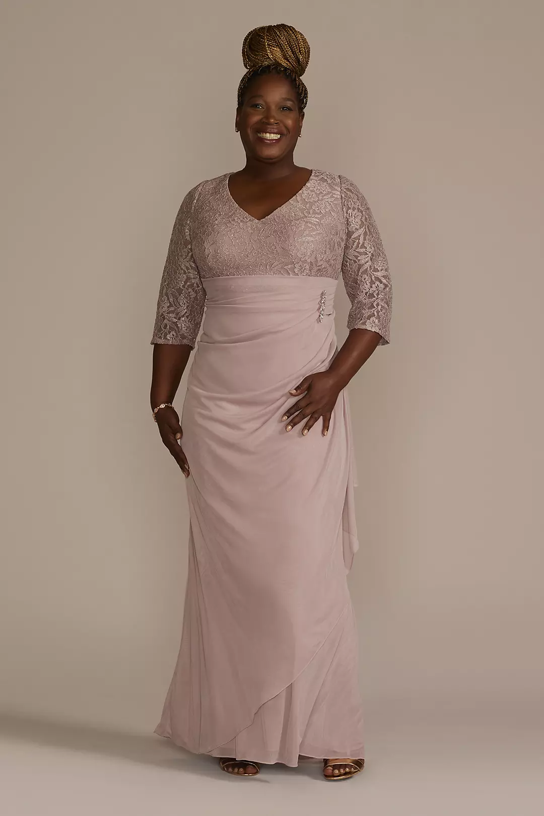 Three-Quarter Sleeve Lace and Mesh Sheath Dress - Image 4
