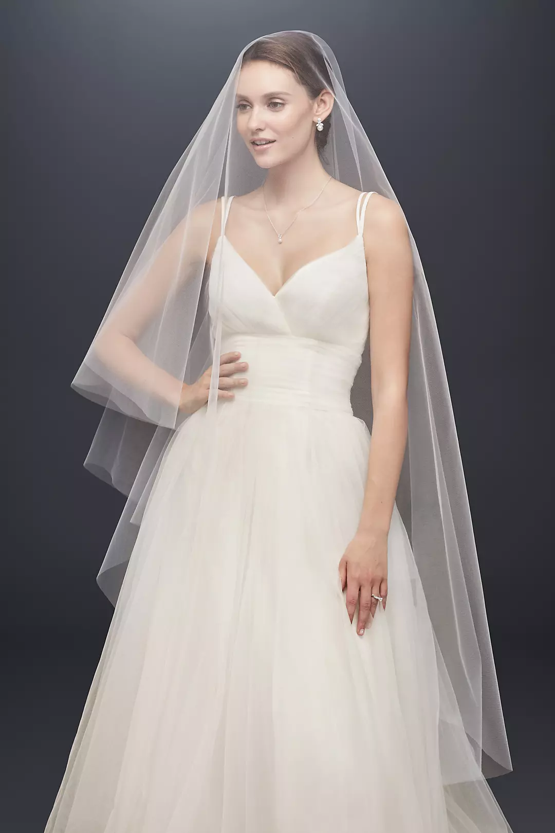 Two-Tier Circle-Cut Walking Veil - Image 2