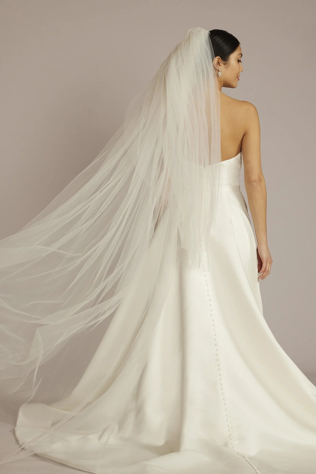 Two Tier Raw-Edge Chapel-Length Veil - Image 2