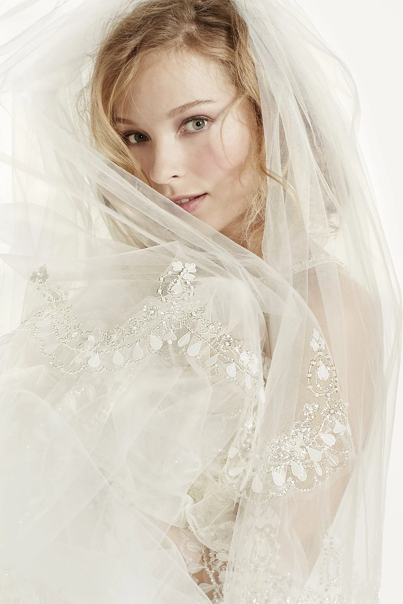 Two Tier Scallop Beaded Edge Cathedral Veil