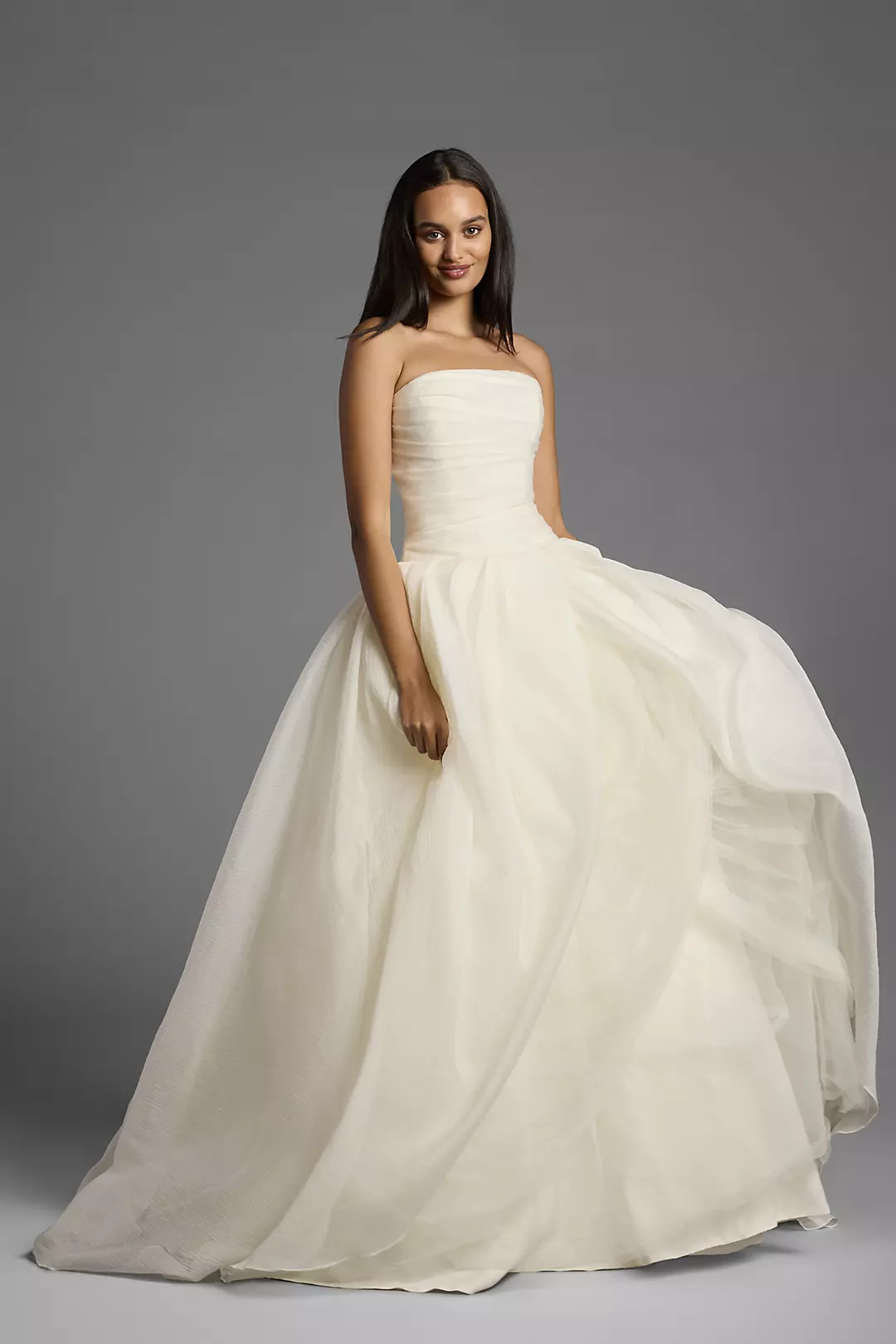 White by Vera Wang Textured Organza Wedding Dress - Image 8